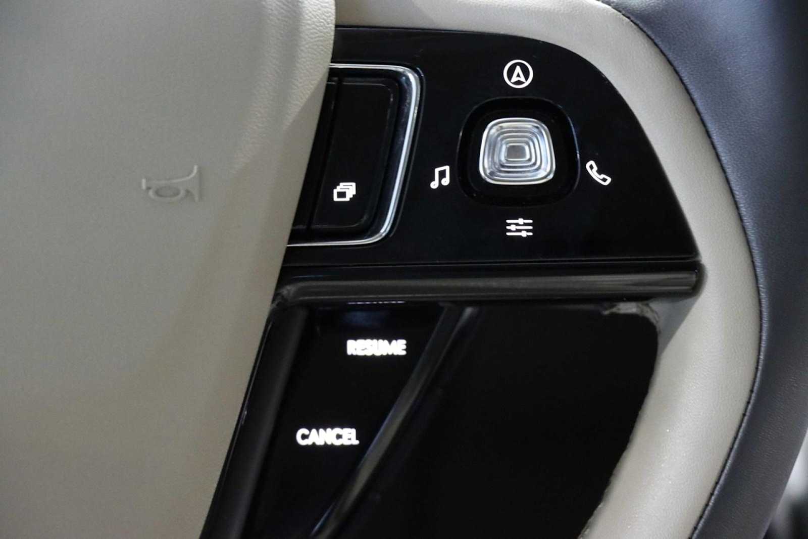 2022 Lincoln Corsair Standard 24
