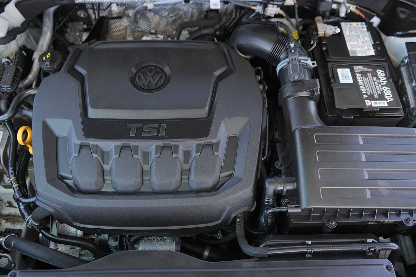 Thumbnail: 2022 Volkswagen Tiguan - 9