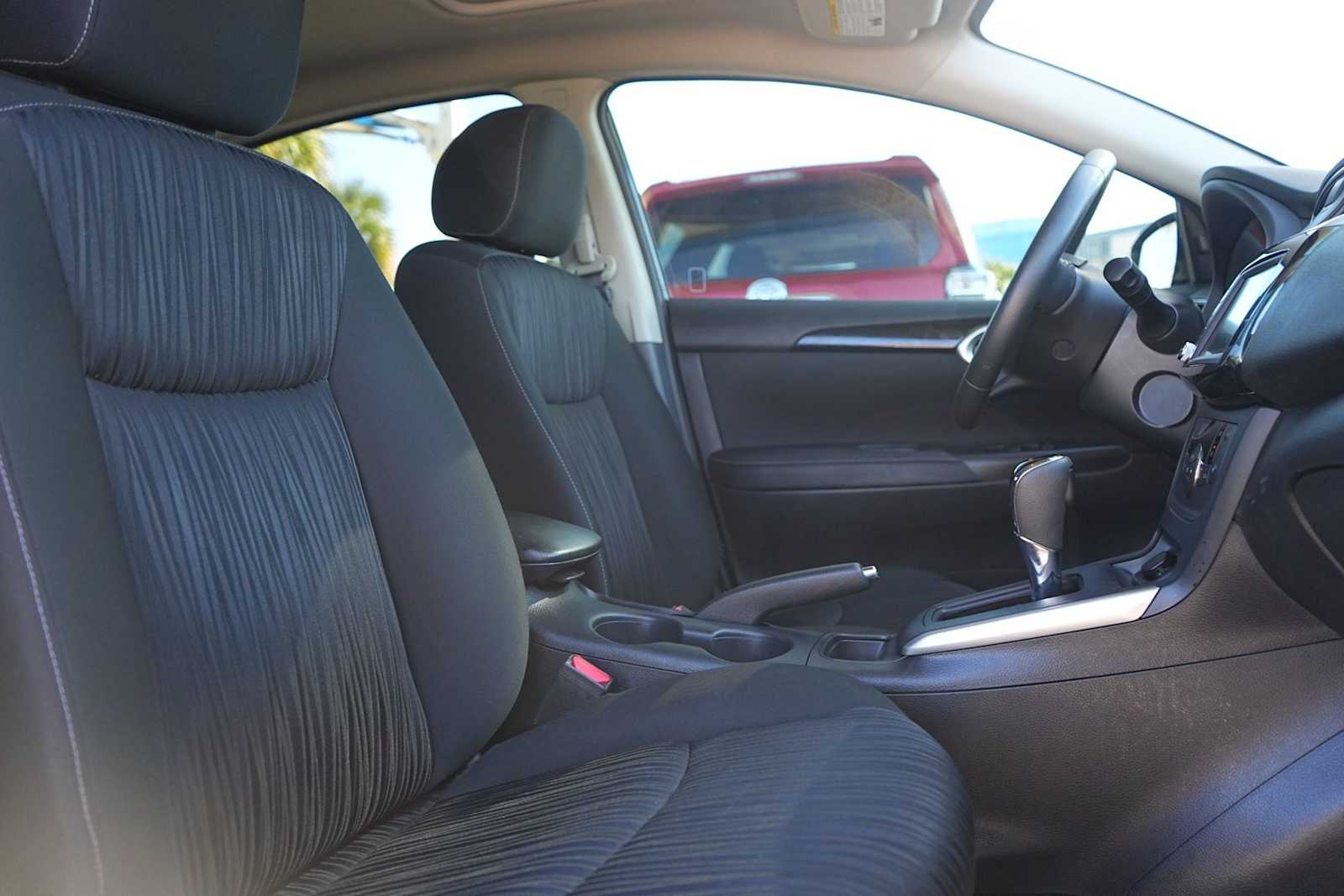 Thumbnail: 2019 Nissan Sentra - 15