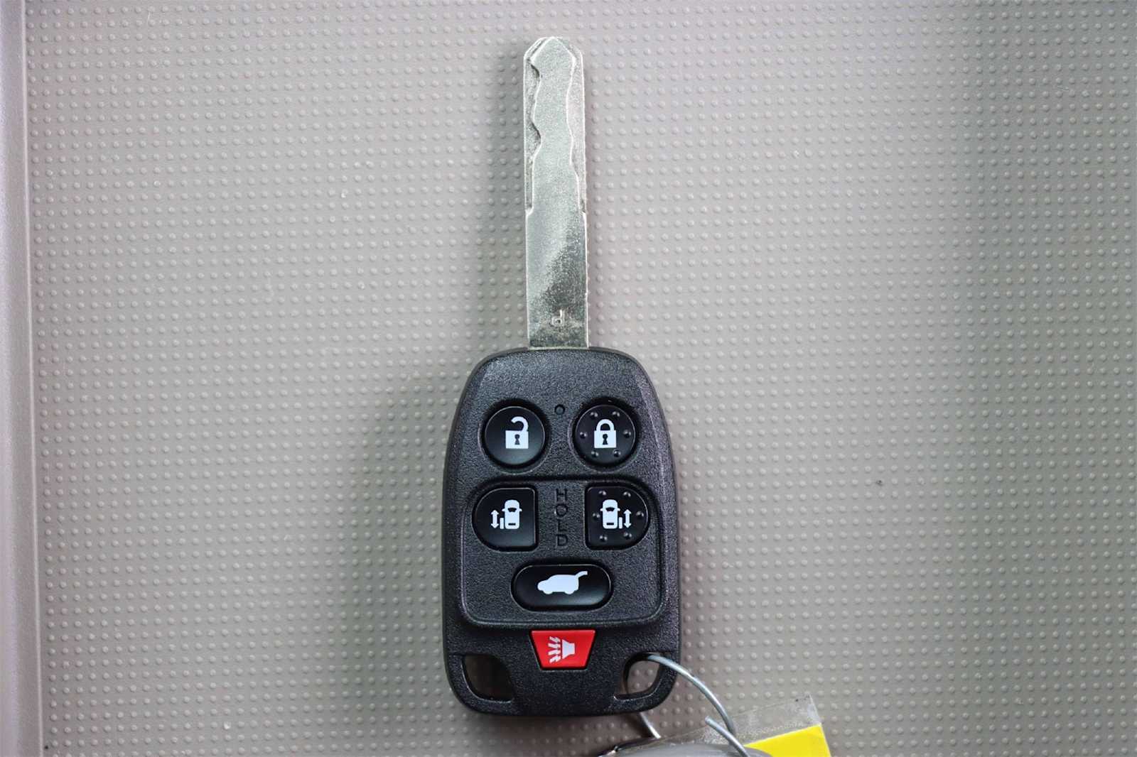 Thumbnail: 2012 Honda Odyssey - 24