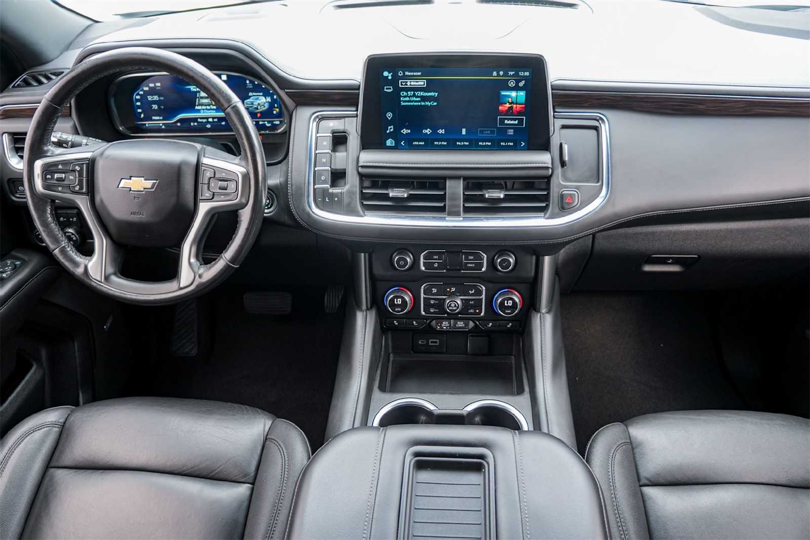 Thumbnail: 2022 Chevrolet Tahoe - 10