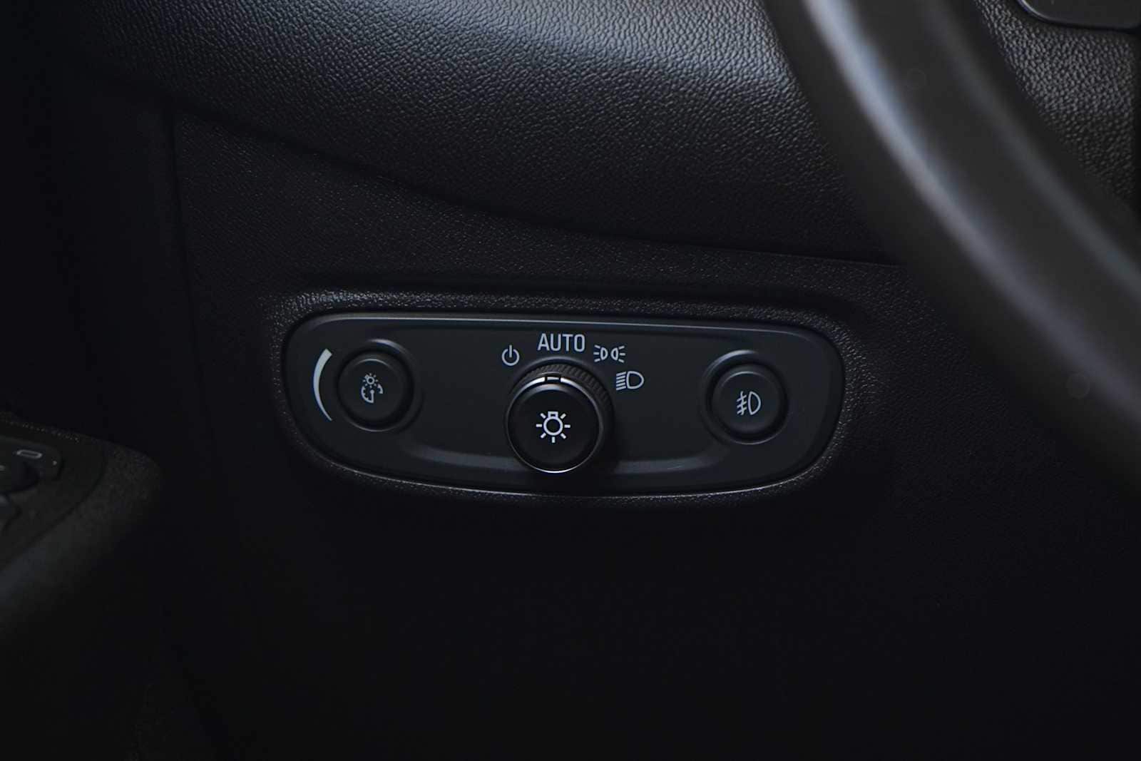 Thumbnail: 2020 Chevrolet Equinox - 23