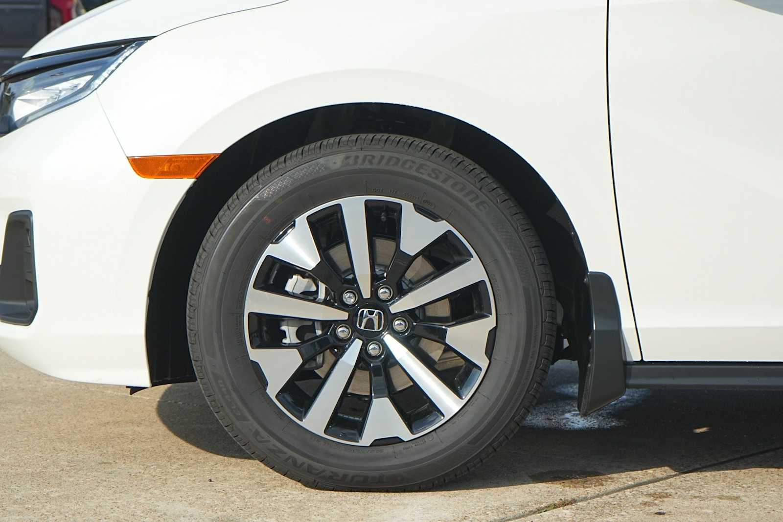 Thumbnail: 2026 Honda Odyssey - 7