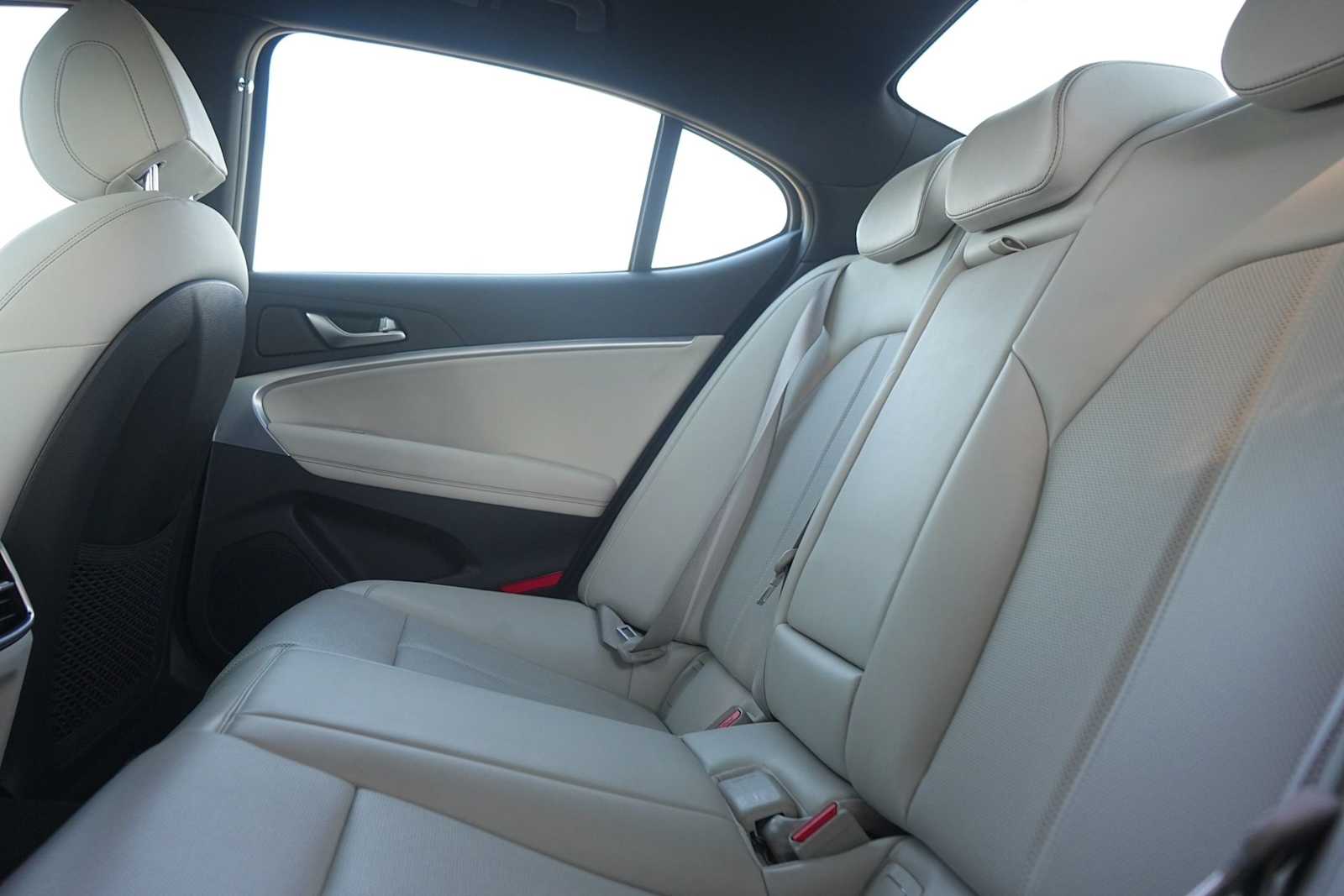 Thumbnail: 2024 Genesis G70 - 14