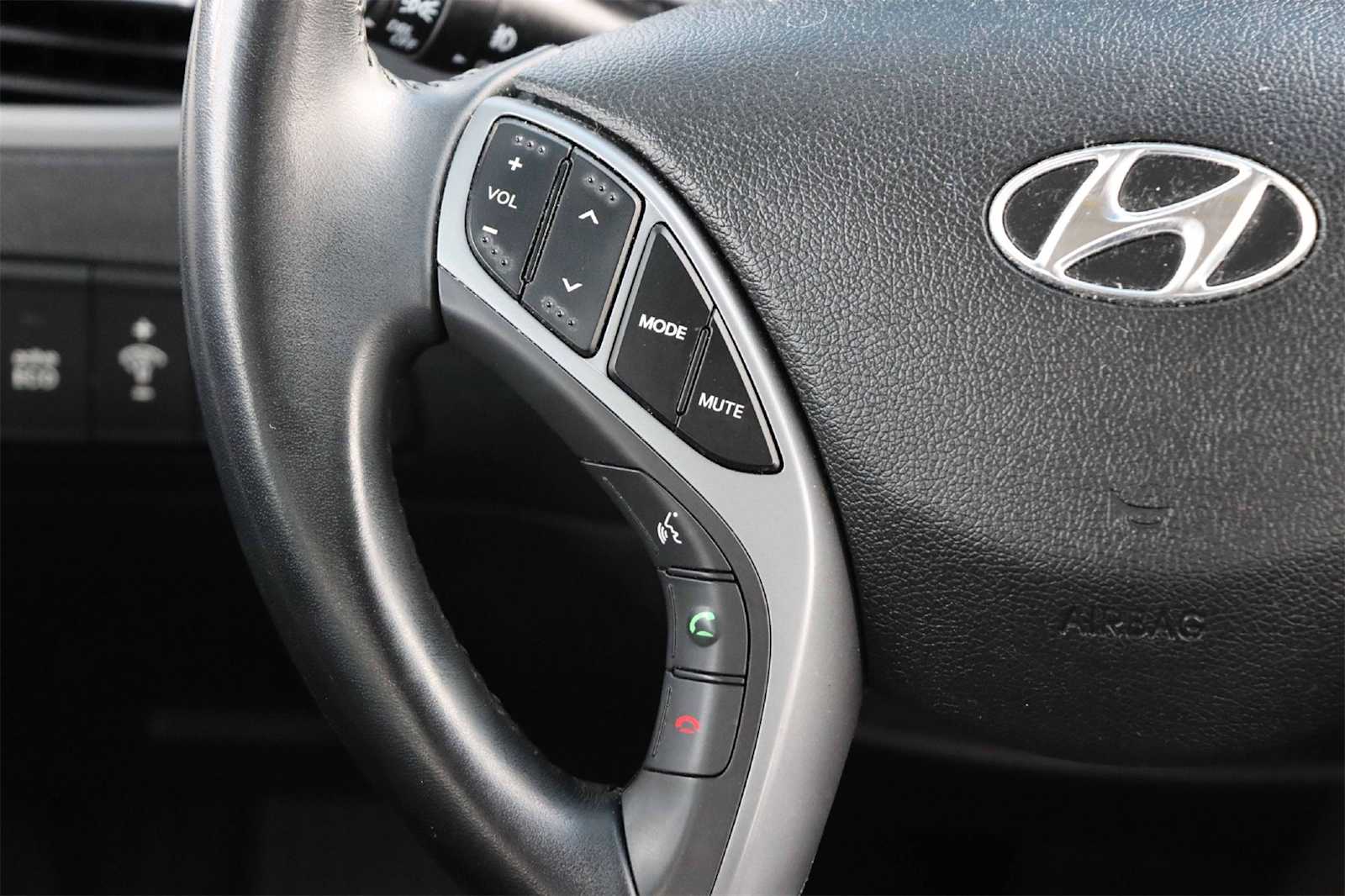 Thumbnail: 2016 Hyundai Elantra - 22