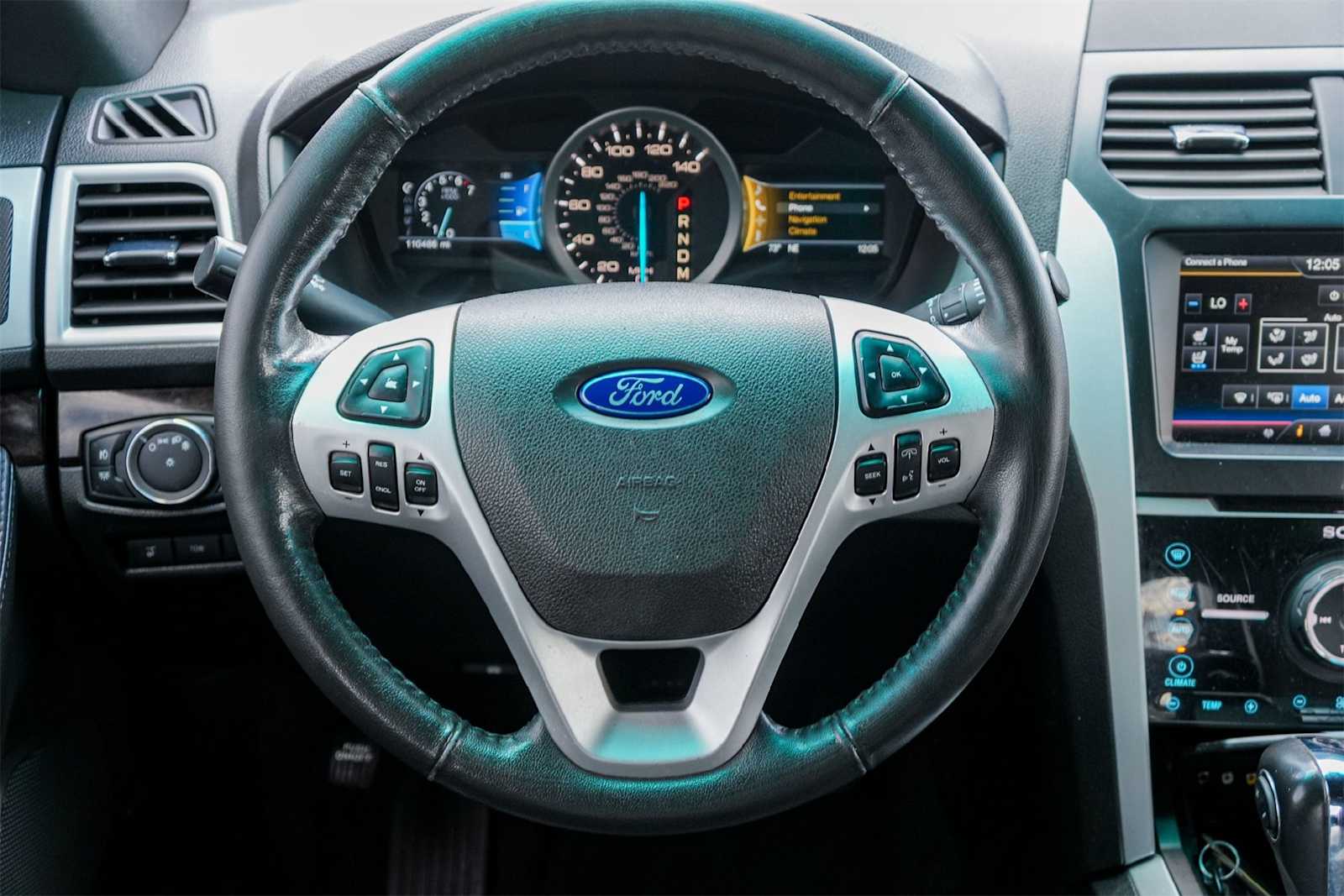 Thumbnail: 2012 Ford Explorer - 15