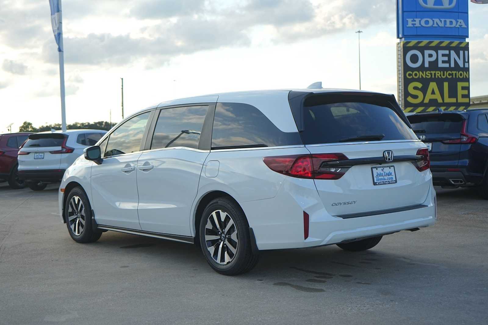 Thumbnail: 2026 Honda Odyssey - 4