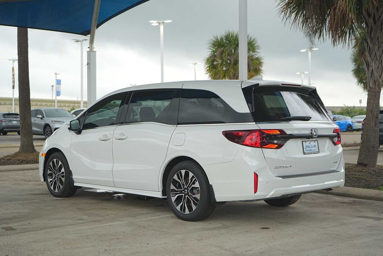Thumbnail: 2026 Honda Odyssey - 4
