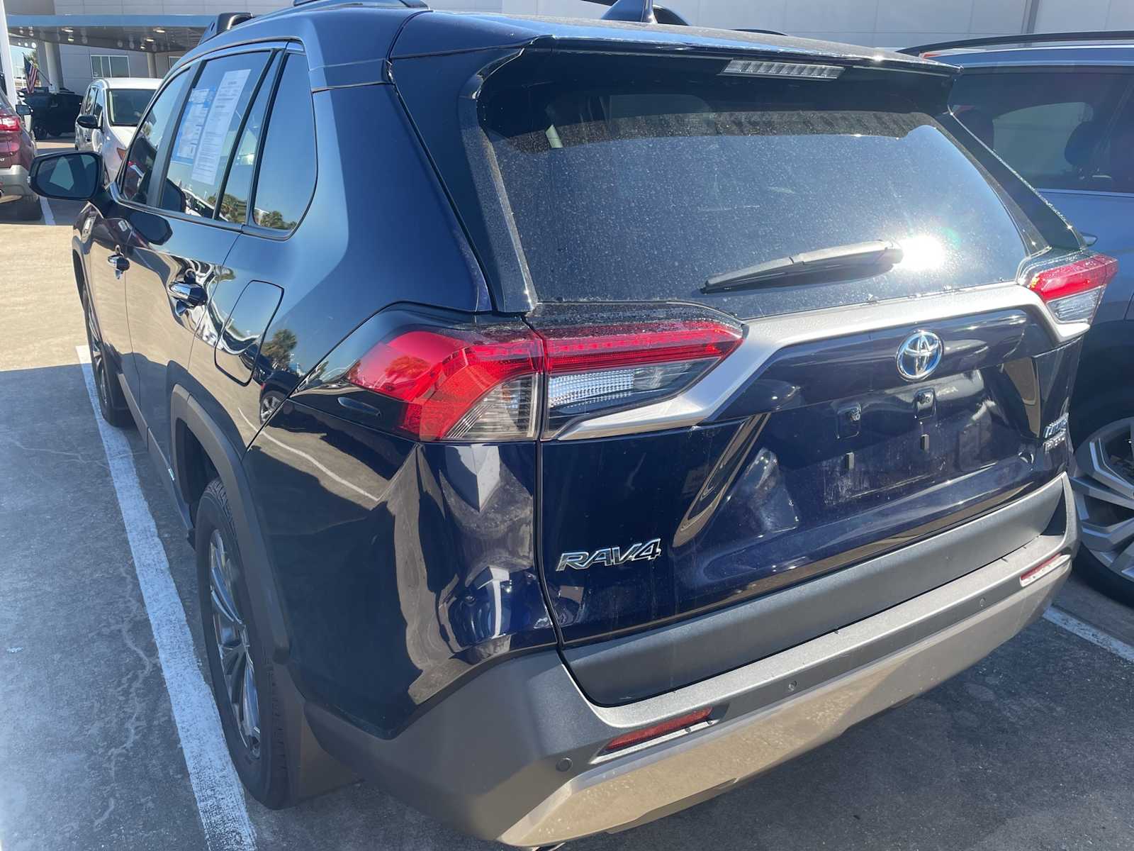 2024 Toyota RAV4 Hybrid Limited photo 2