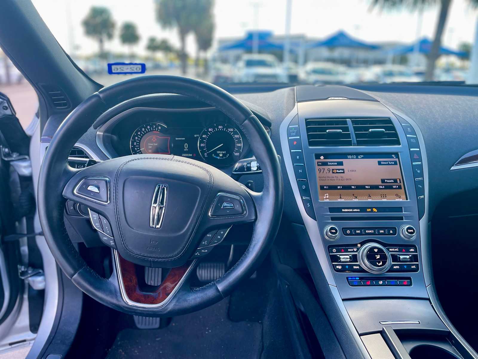 Thumbnail: 2019 Lincoln MKZ - 11