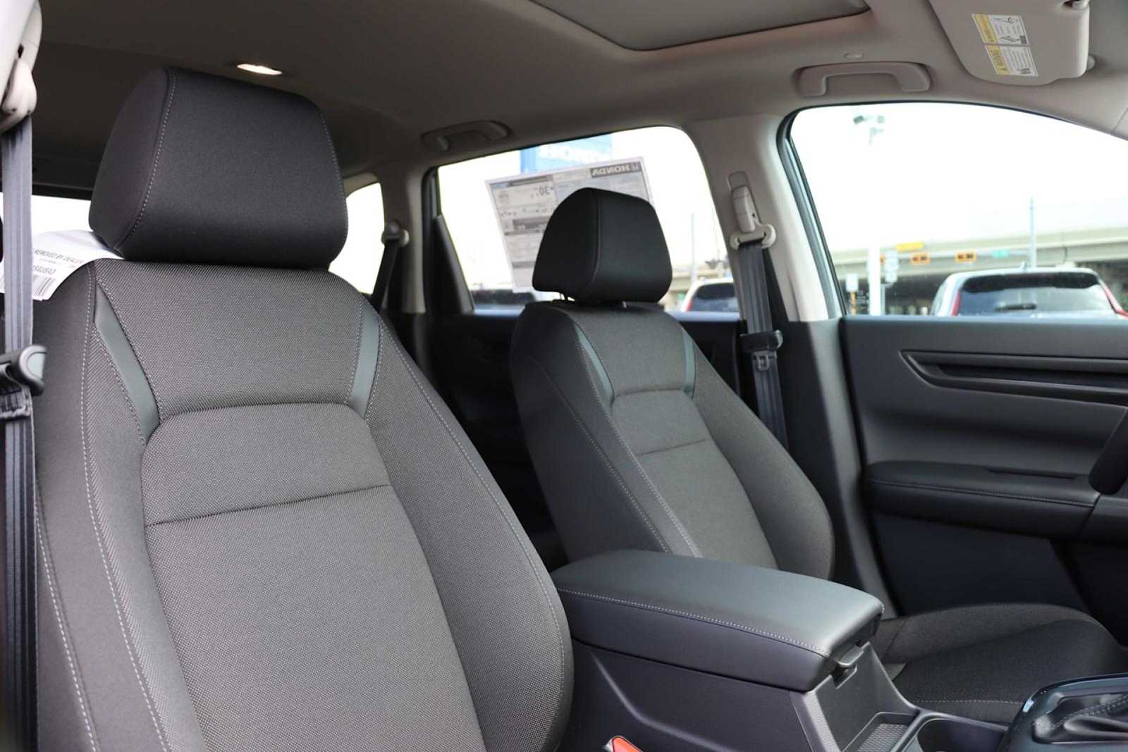 2025 Honda CR-V EX 11