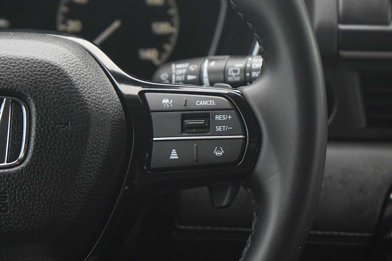 Thumbnail: 2025 Honda Pilot - 18