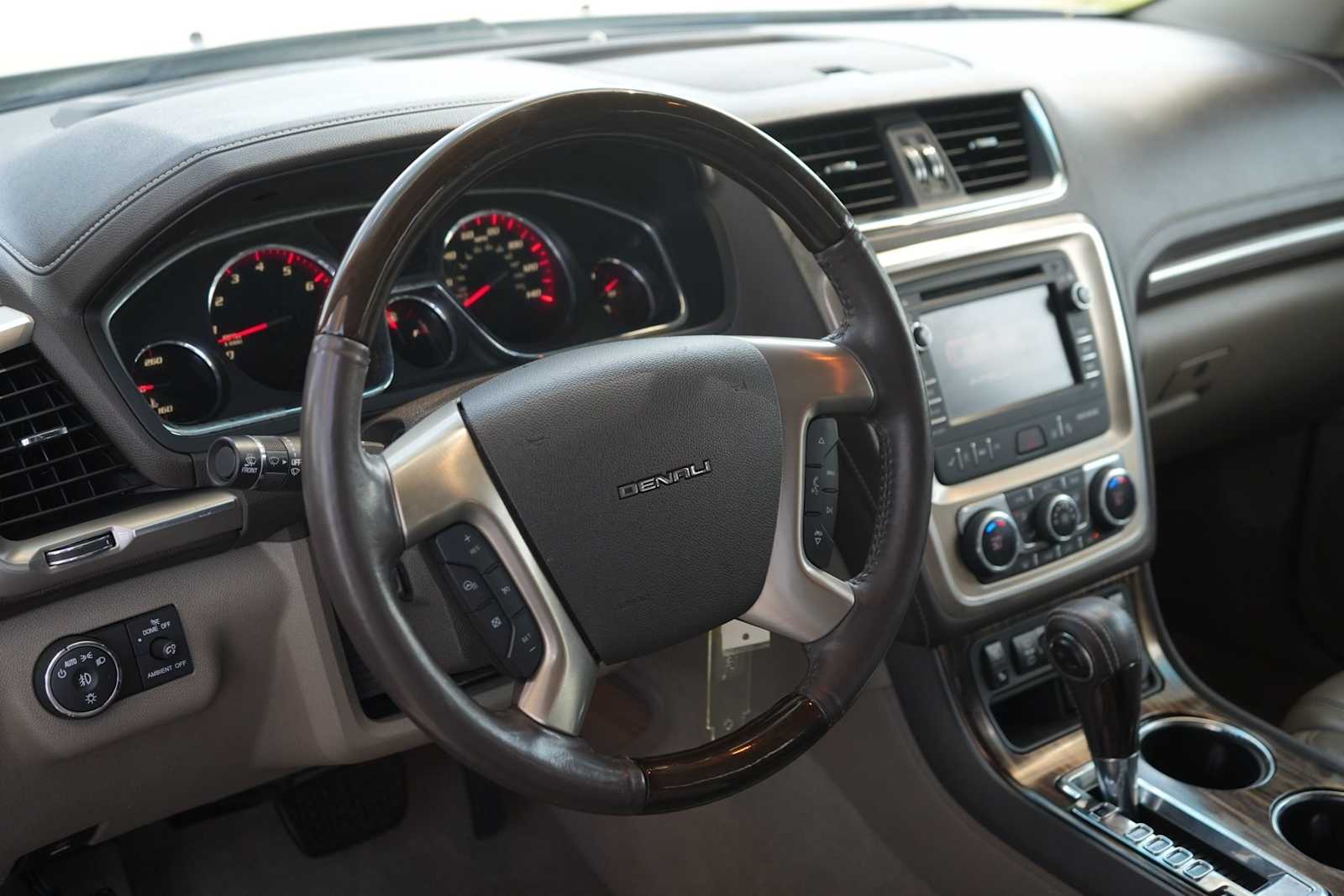 Thumbnail: 2015 GMC Acadia - 2
