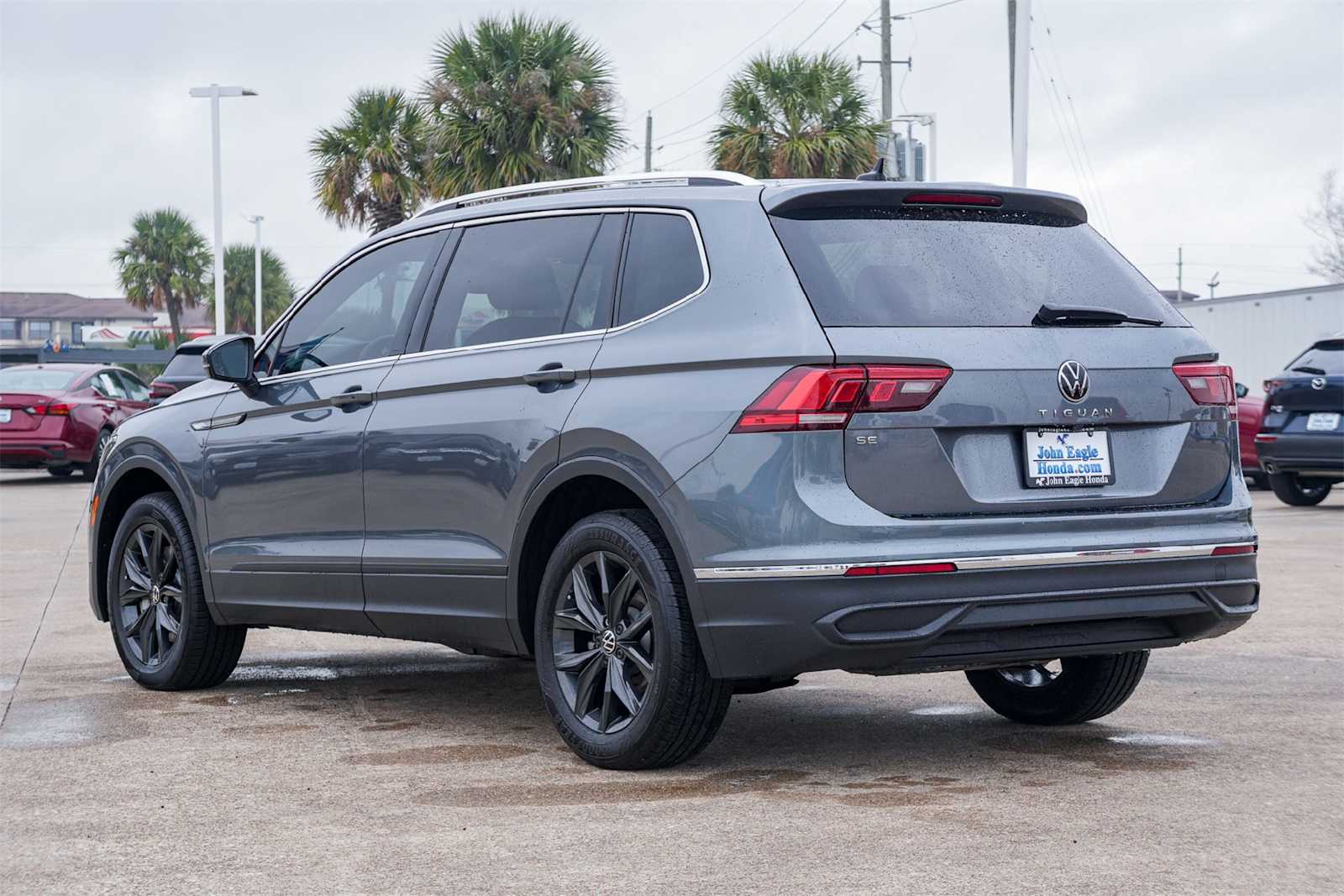 Thumbnail: 2024 Volkswagen Tiguan - 4