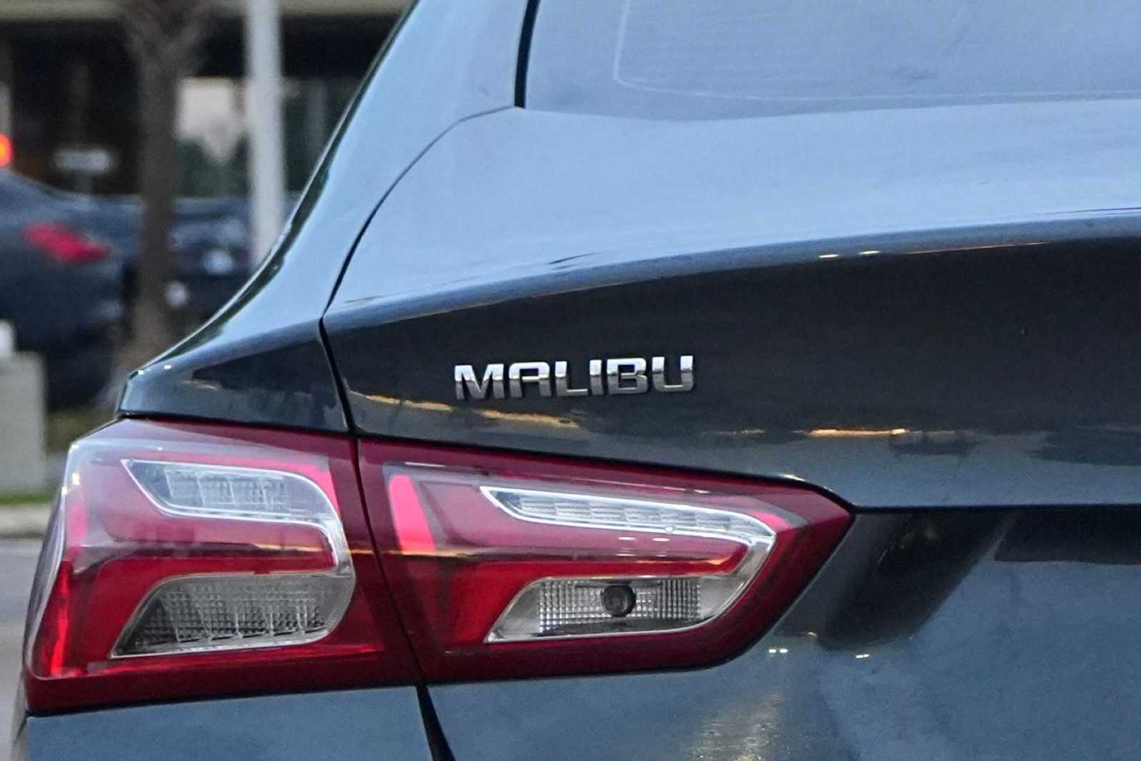 Thumbnail: 2021 Chevrolet Malibu - 8