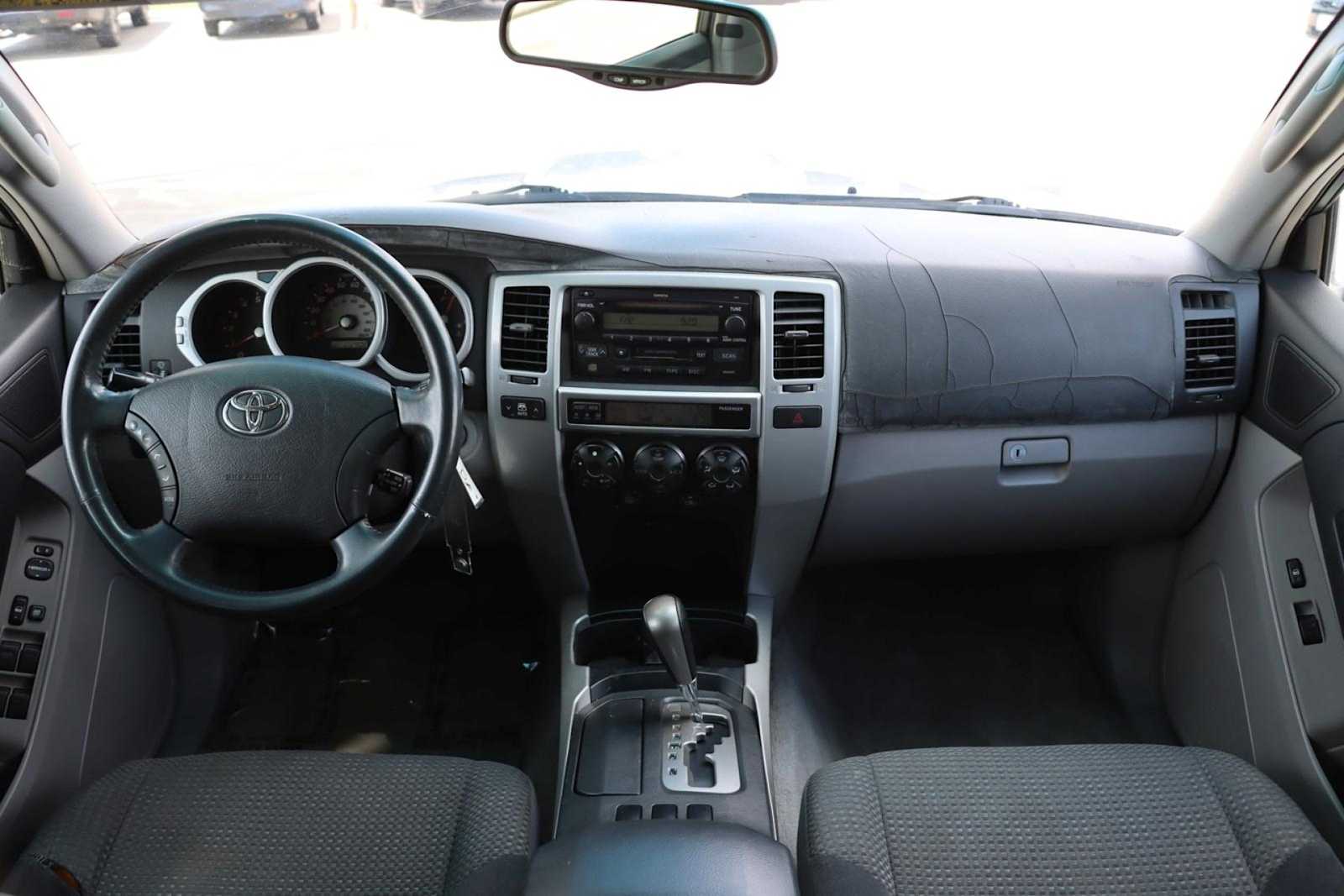 Thumbnail: 2003 Toyota 4Runner - 10