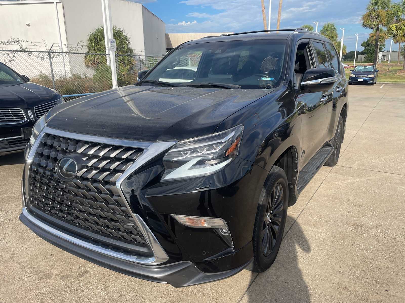Thumbnail: 2023 Lexus GX - 1