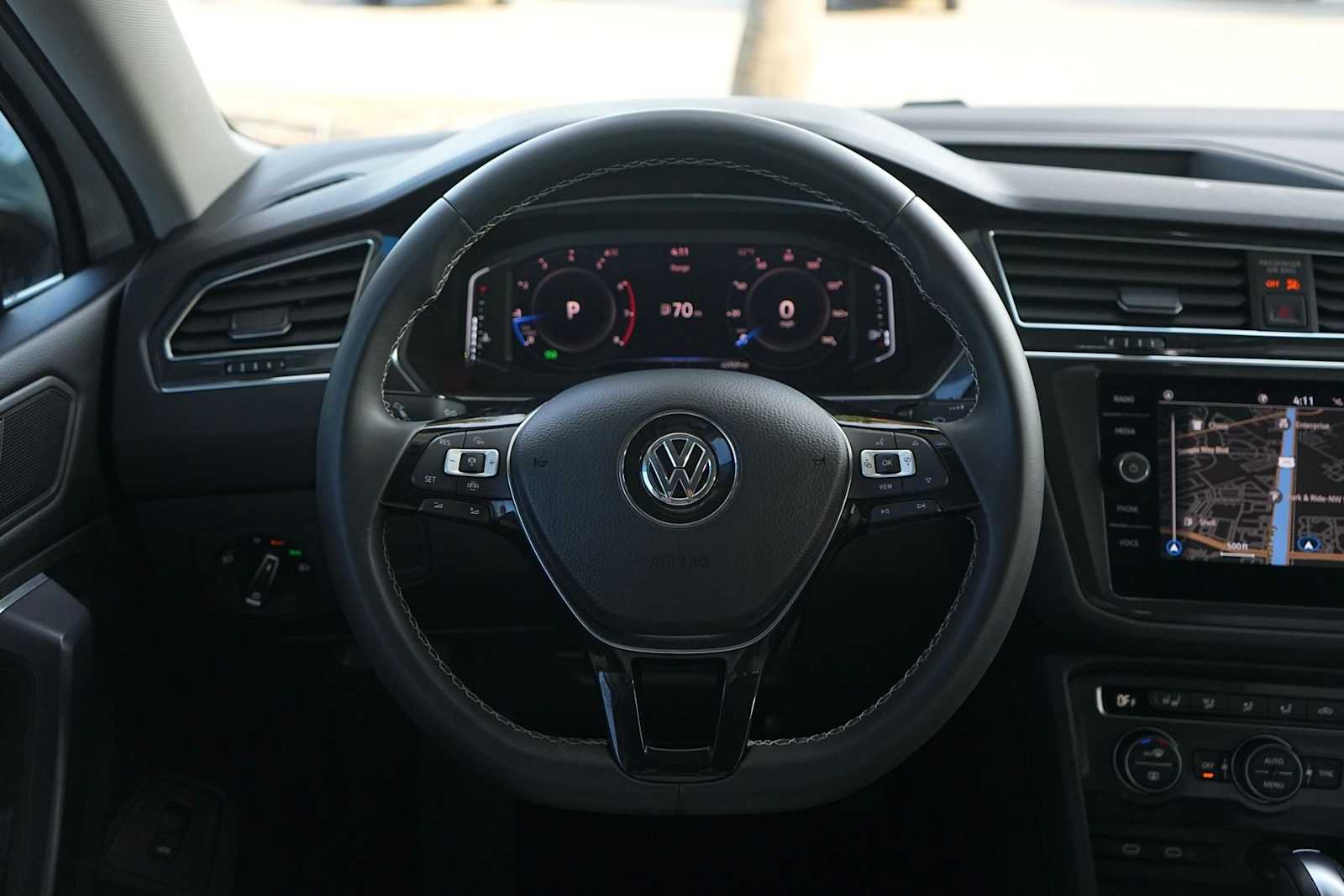 Thumbnail: 2021 Volkswagen Tiguan - 16