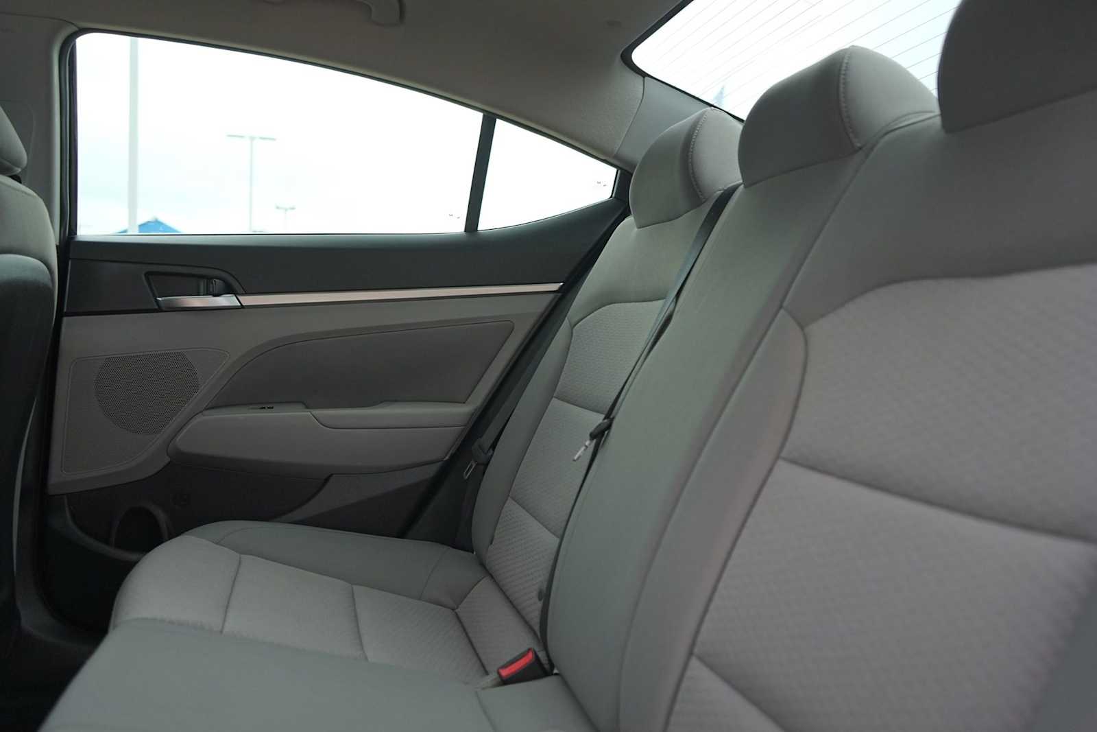 Thumbnail: 2020 Hyundai Elantra - 14