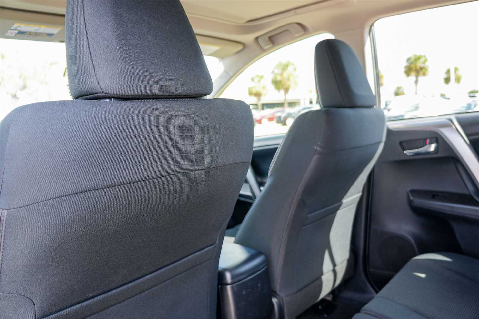 Thumbnail: 2018 Toyota RAV4 - 12