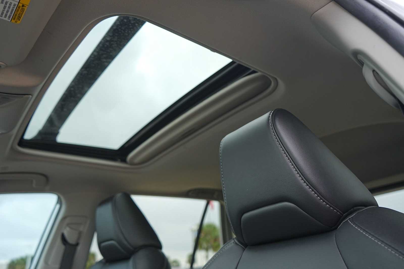 Thumbnail: 2024 Toyota RAV4 - 24