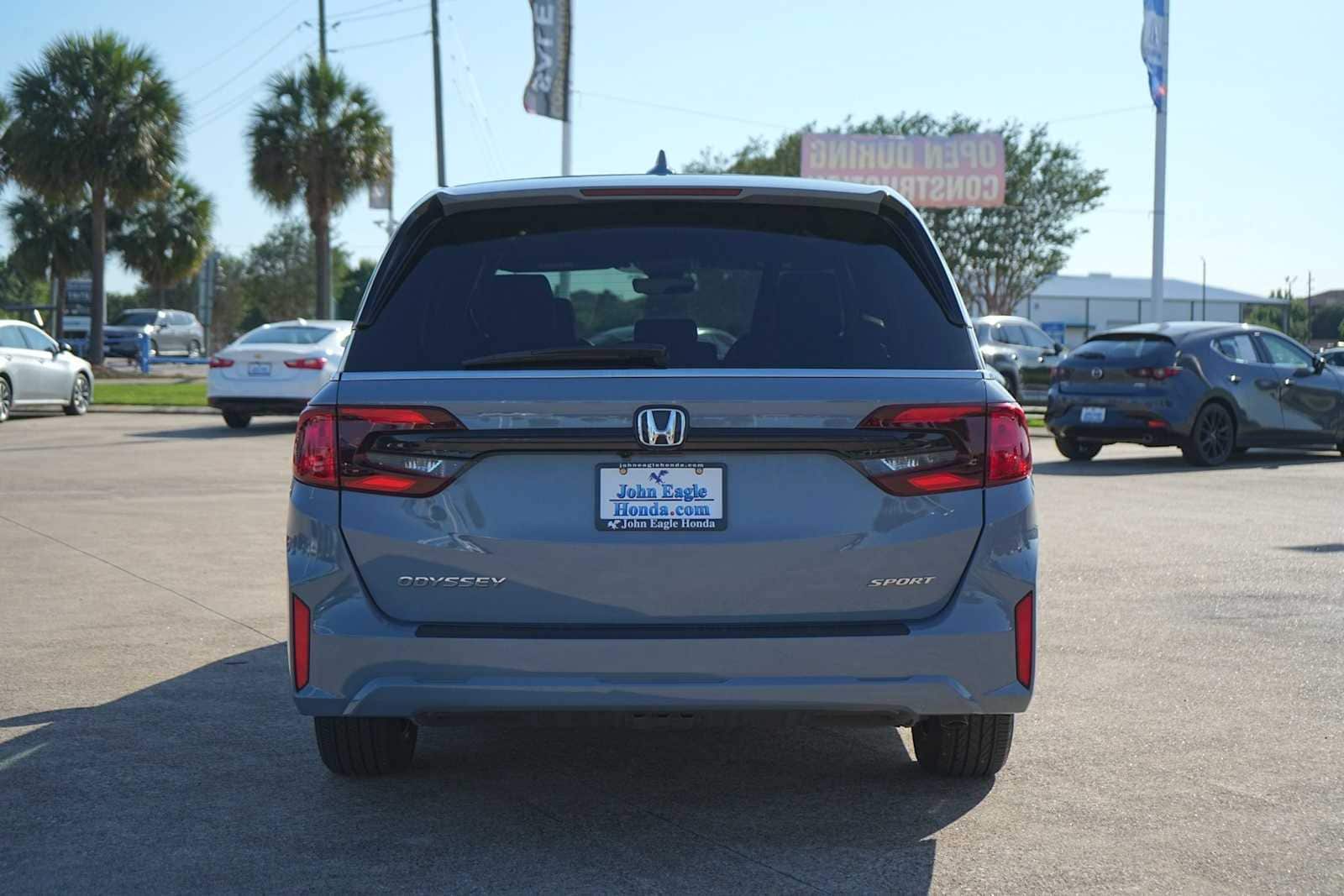 Thumbnail: 2025 Honda Odyssey - 4