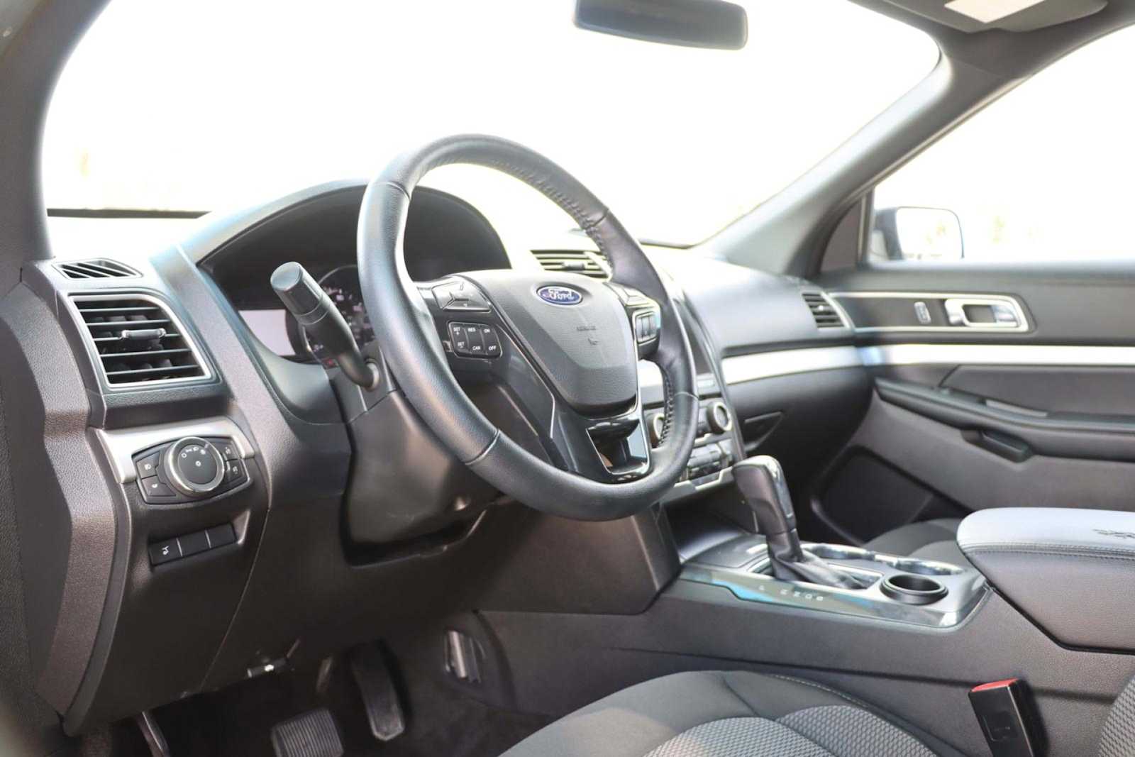 Thumbnail: 2017 Ford Explorer - 2