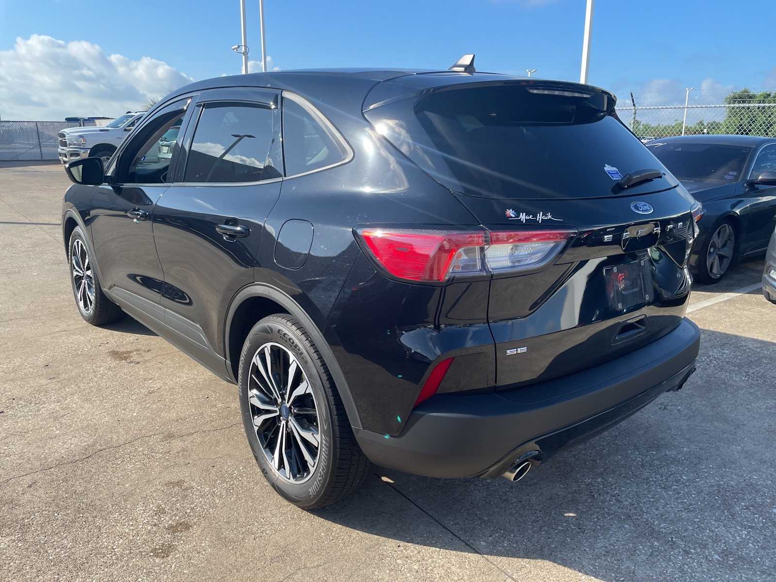 Thumbnail: 2022 Ford Escape - 2
