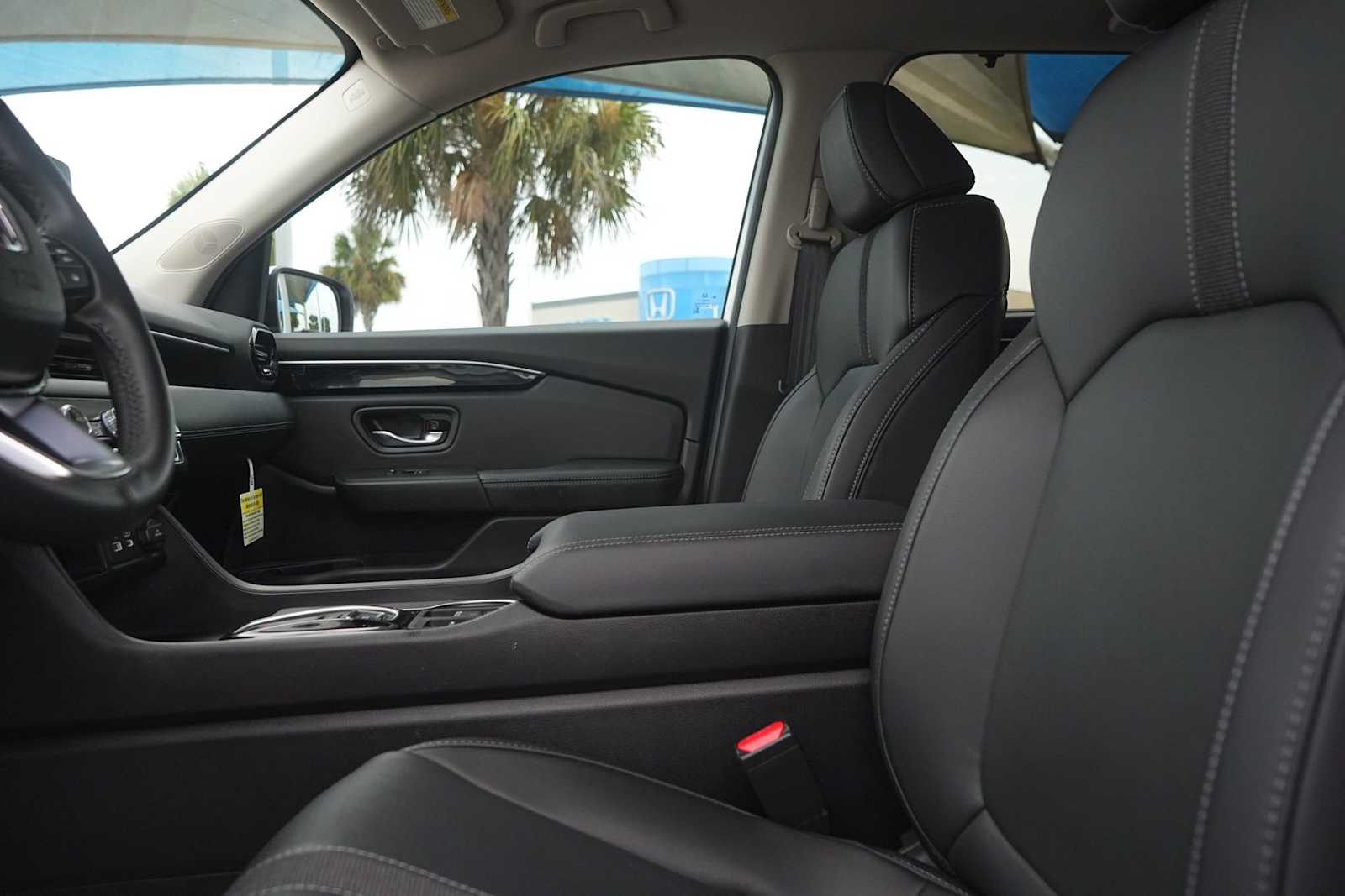 Thumbnail: 2025 Honda Pilot - 11