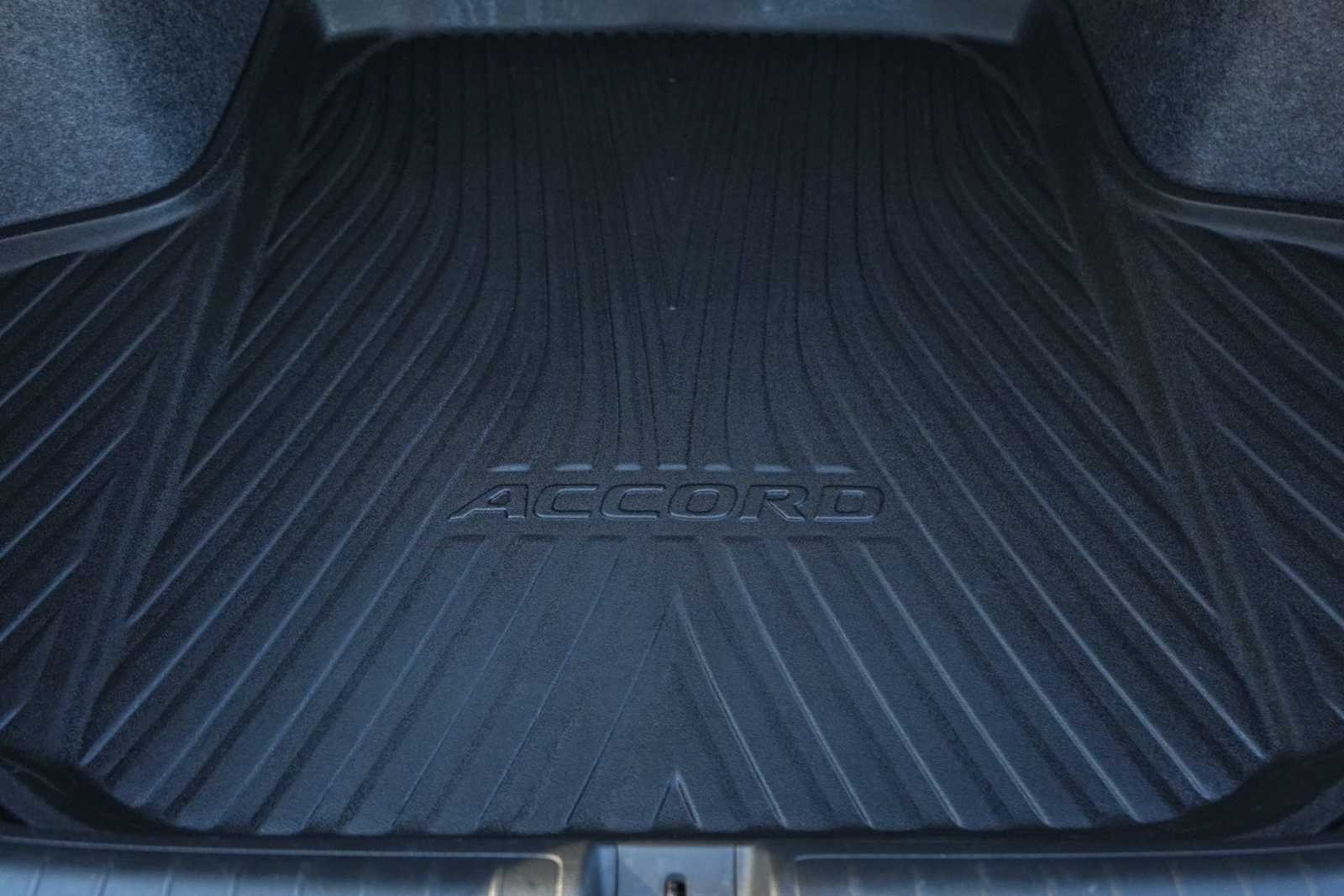 Thumbnail: 2022 Honda Accord - 27