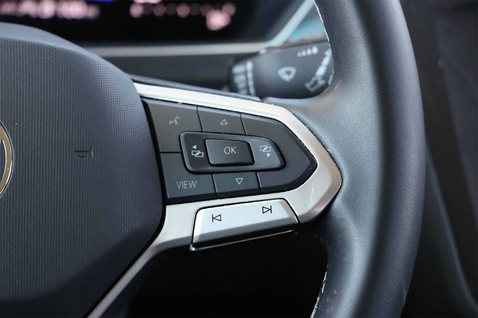 Thumbnail: 2024 Volkswagen Tiguan - 23