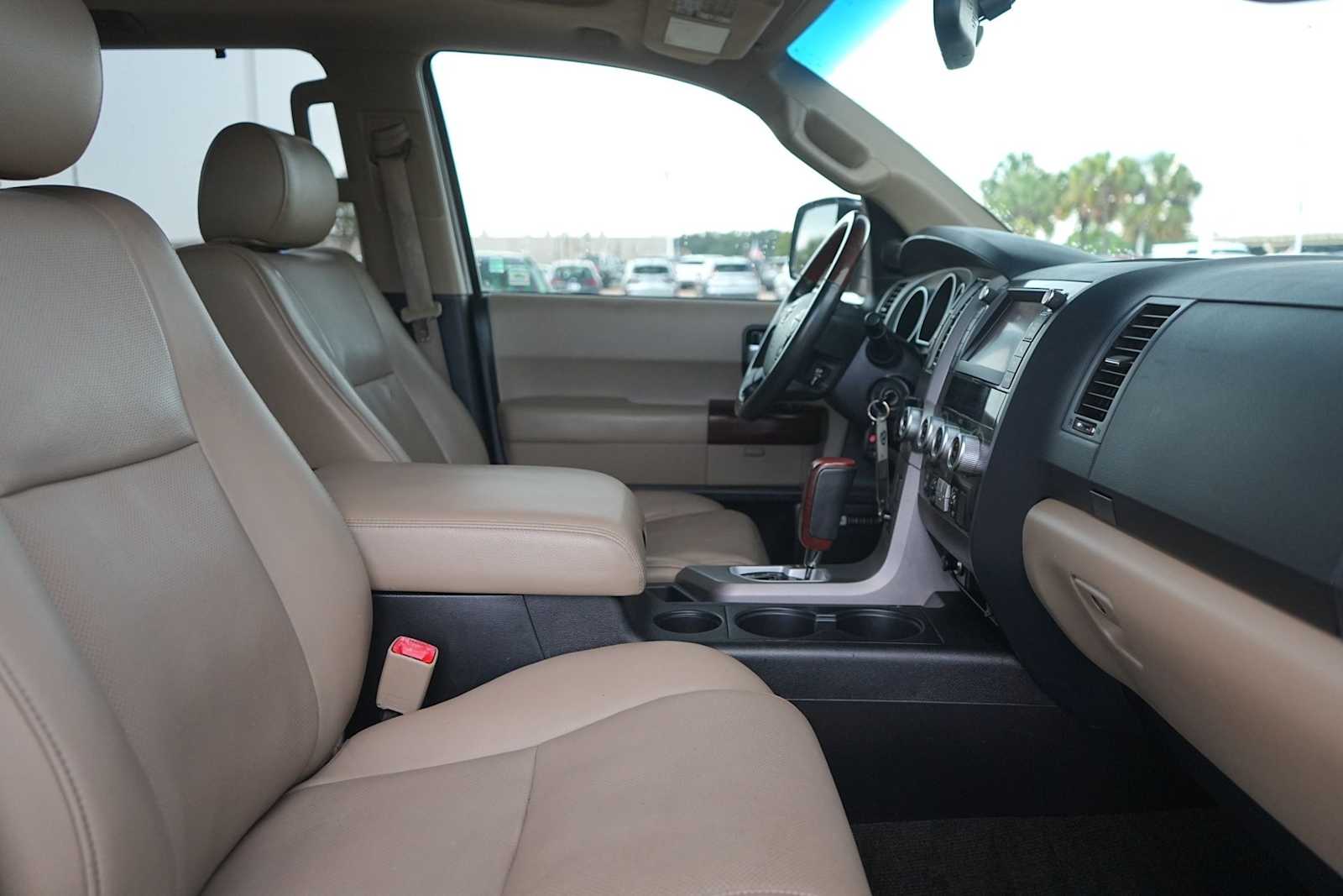 Thumbnail: 2013 Toyota Sequoia - 15