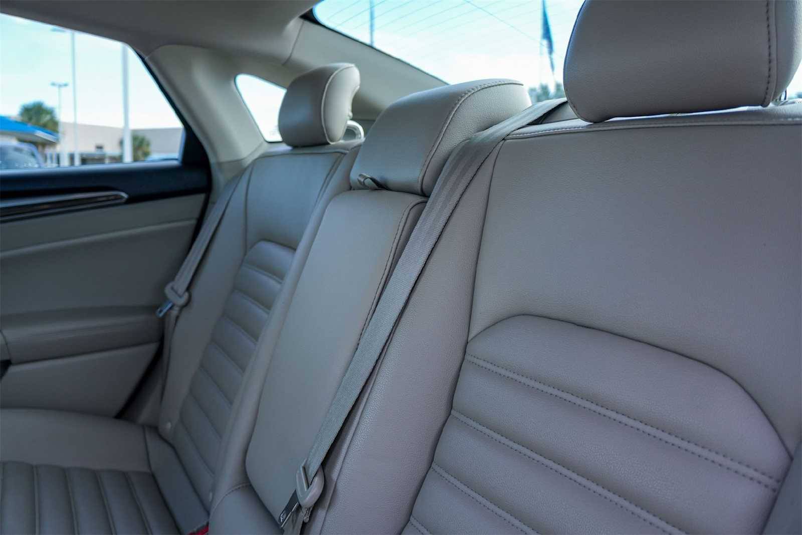 Thumbnail: 2019 Ford Fusion - 13