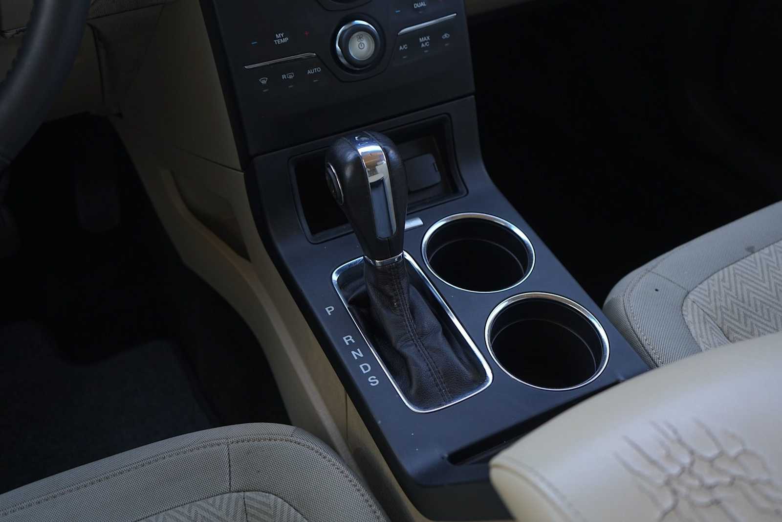 Thumbnail: 2018 Ford Flex - 20