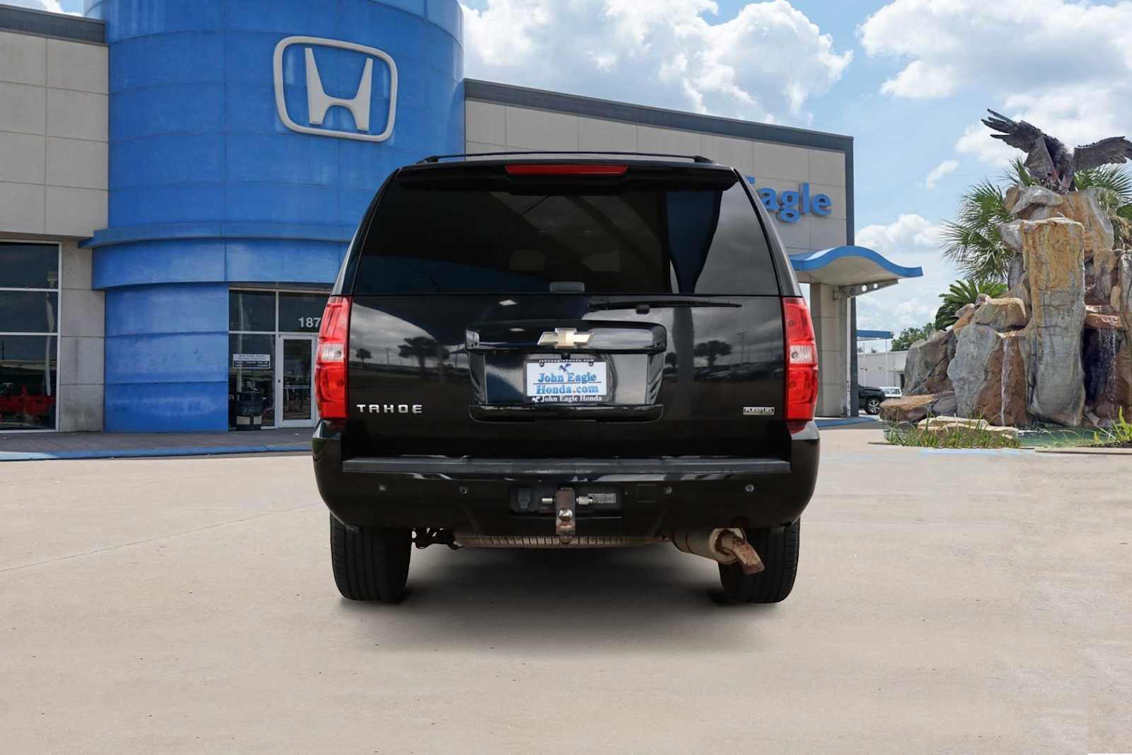 Thumbnail: 2011 Chevrolet Tahoe - 5