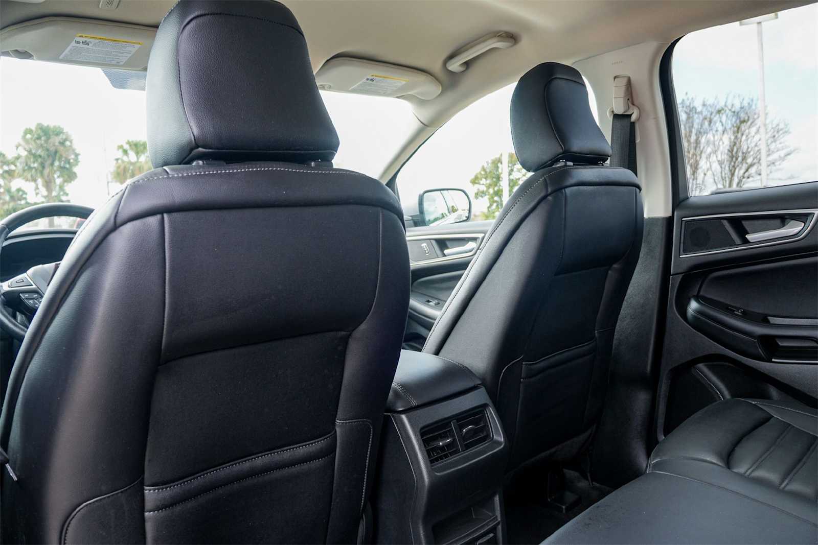 Thumbnail: 2022 Ford Edge - 12