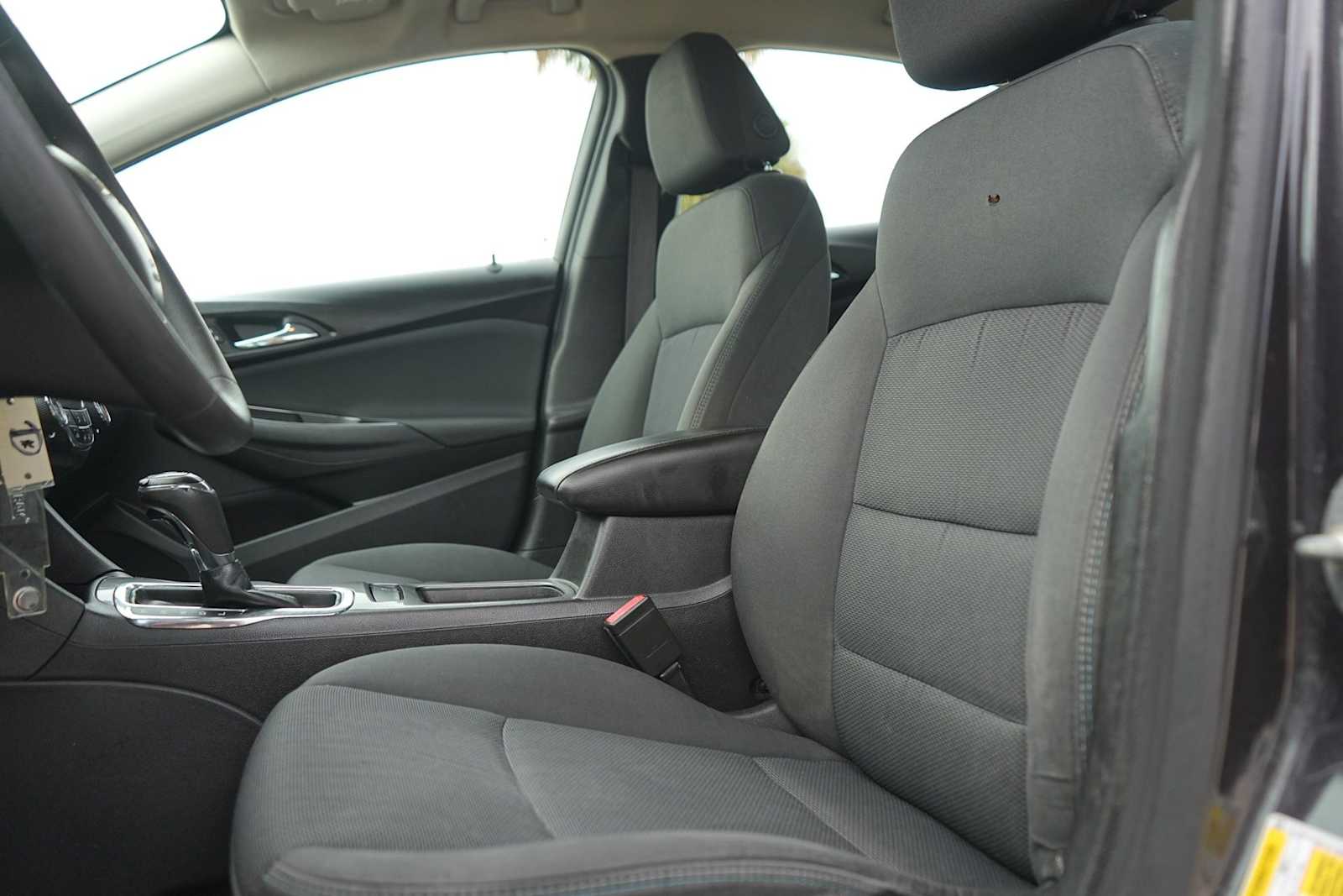Thumbnail: 2016 Chevrolet Cruze - 11