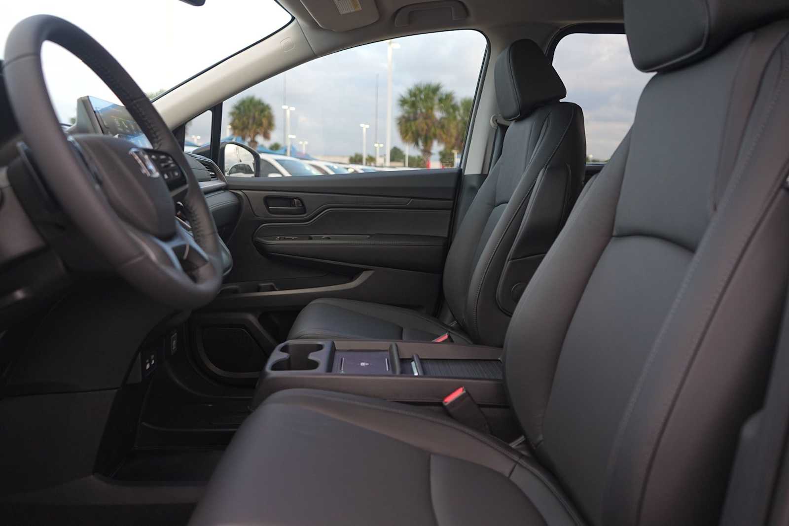 Thumbnail: 2026 Honda Odyssey - 11