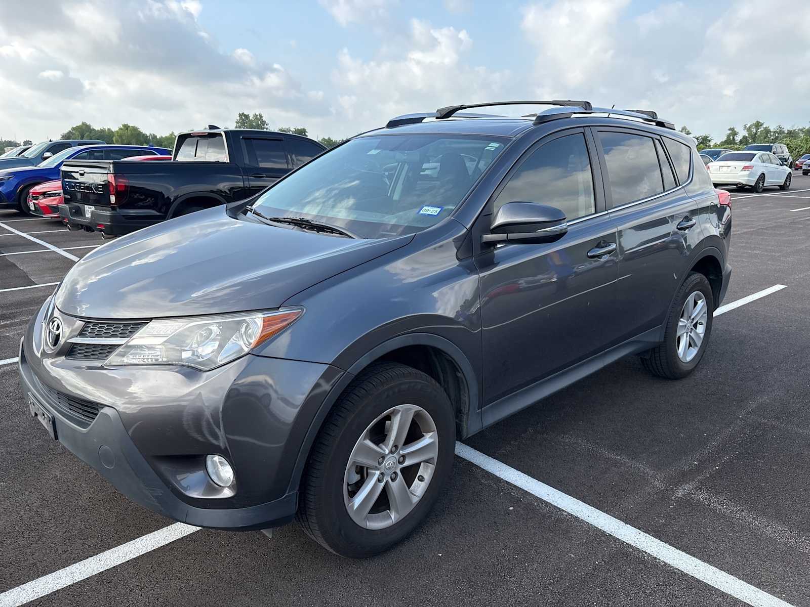 Thumbnail: 2014 Toyota RAV4 - 1