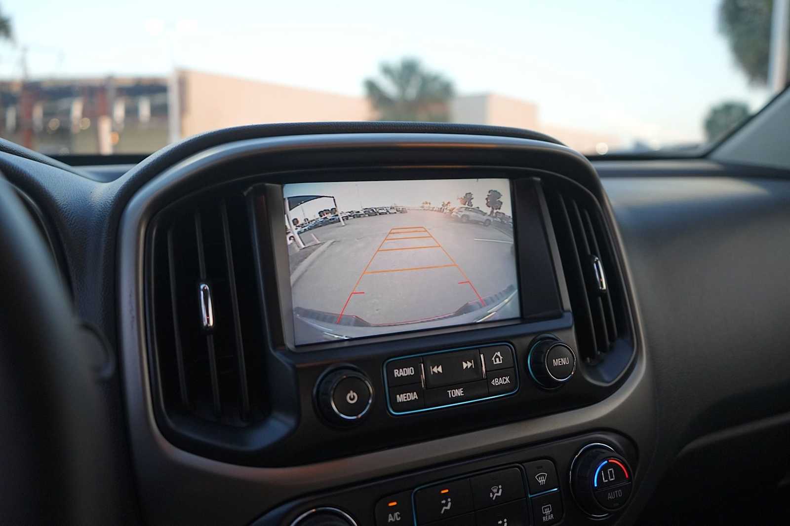 Thumbnail: 2016 Chevrolet Colorado - 24