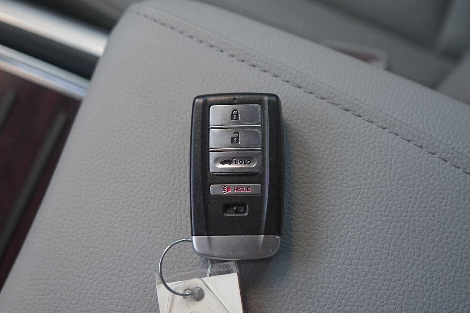 Thumbnail: 2015 Acura MDX - 28