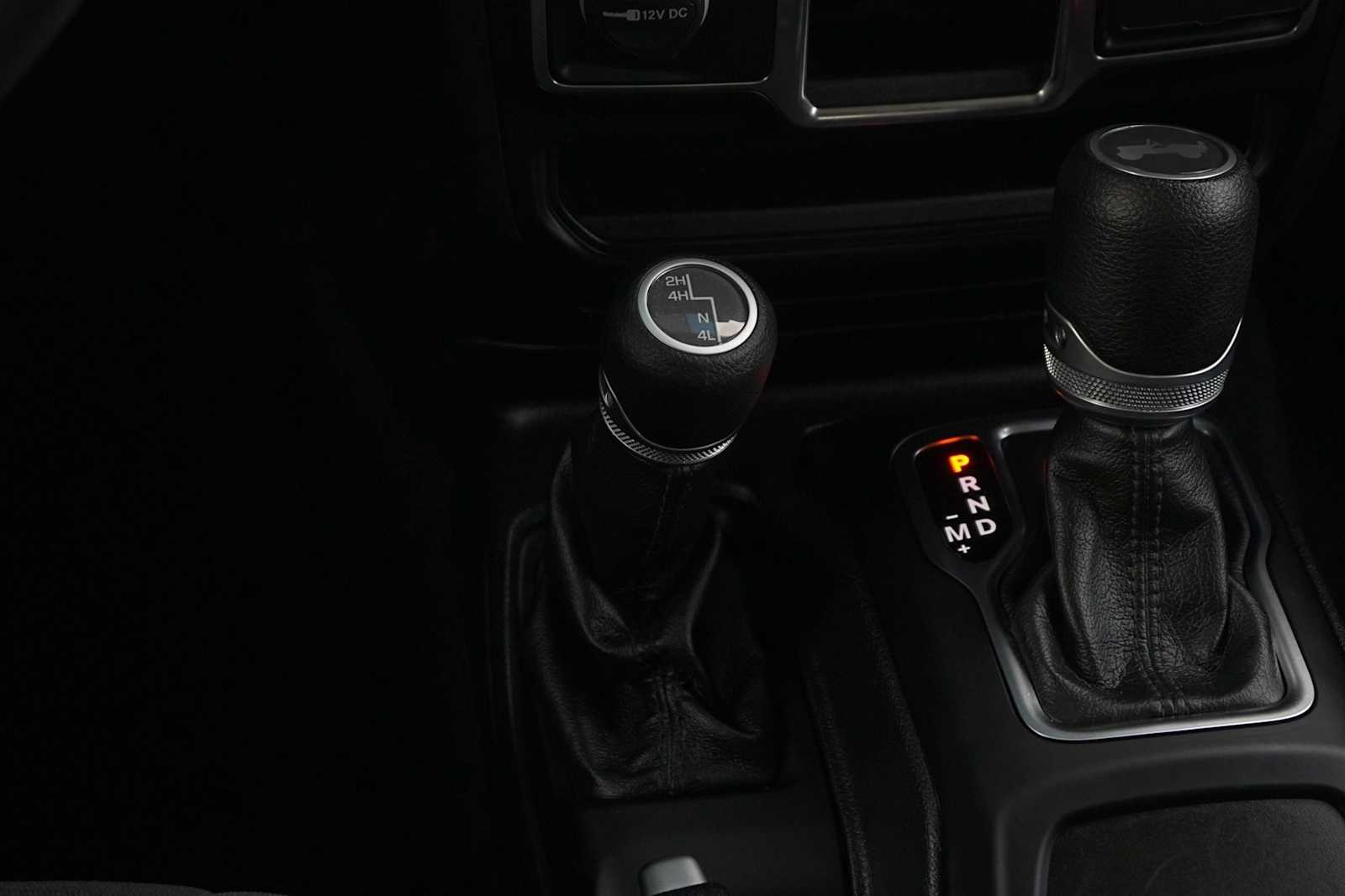 Thumbnail: 2020 Jeep Wrangler - 21