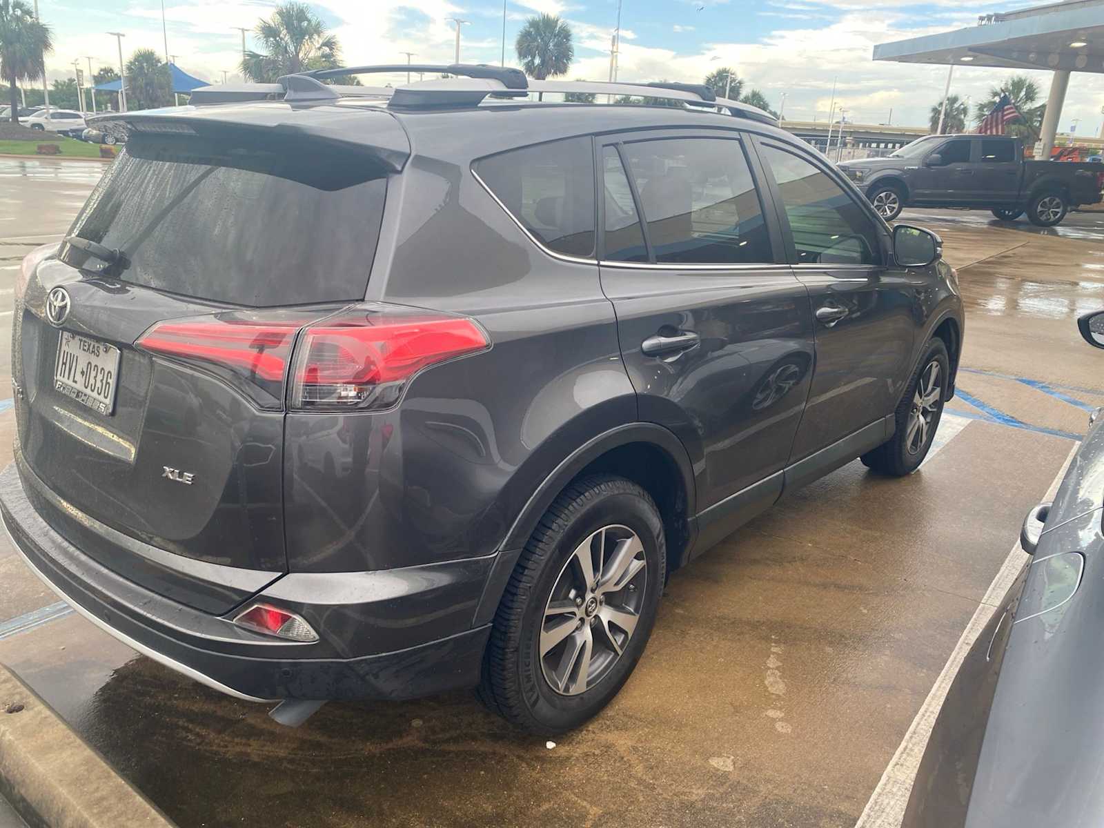 Thumbnail: 2016 Toyota RAV4 - 2
