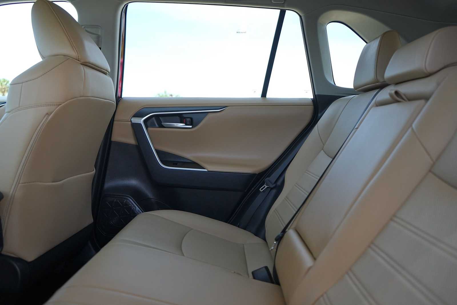 Thumbnail: 2024 Toyota RAV4 - 14