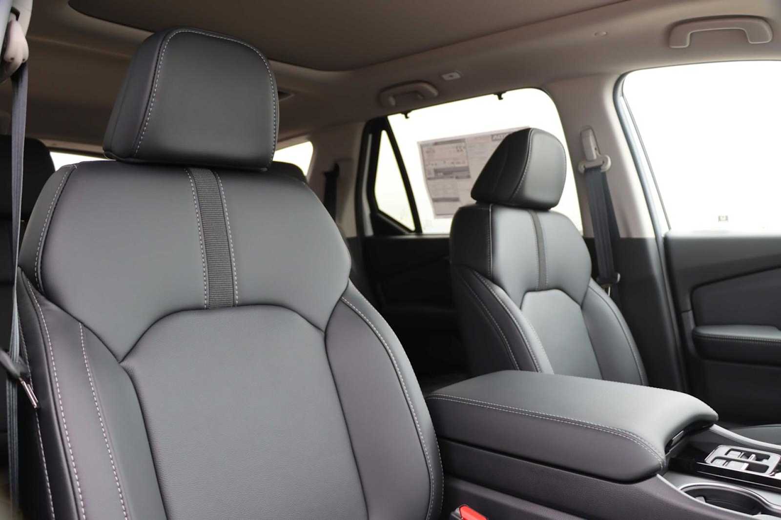 Thumbnail: 2025 Honda Pilot - 12