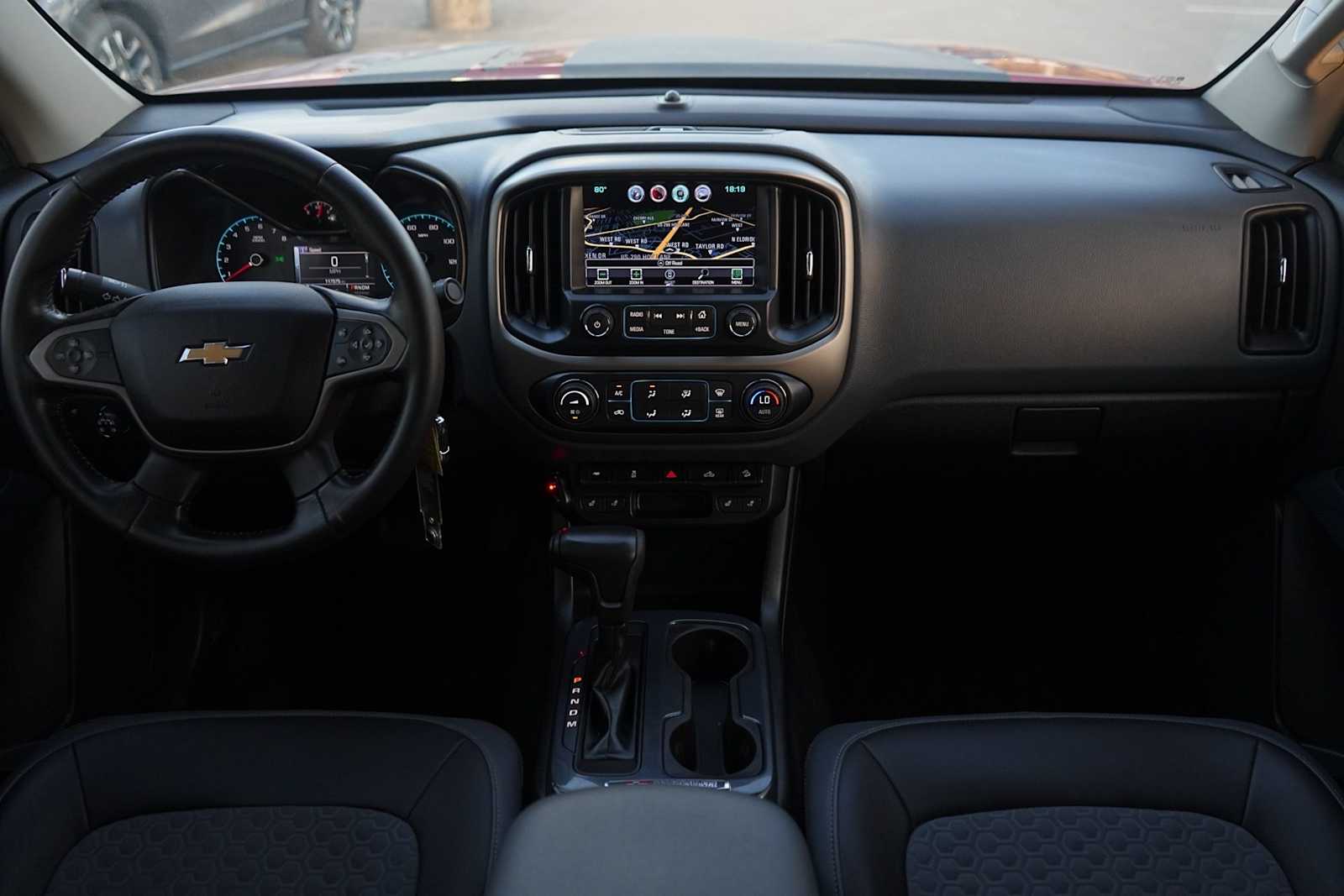 Thumbnail: 2016 Chevrolet Colorado - 10