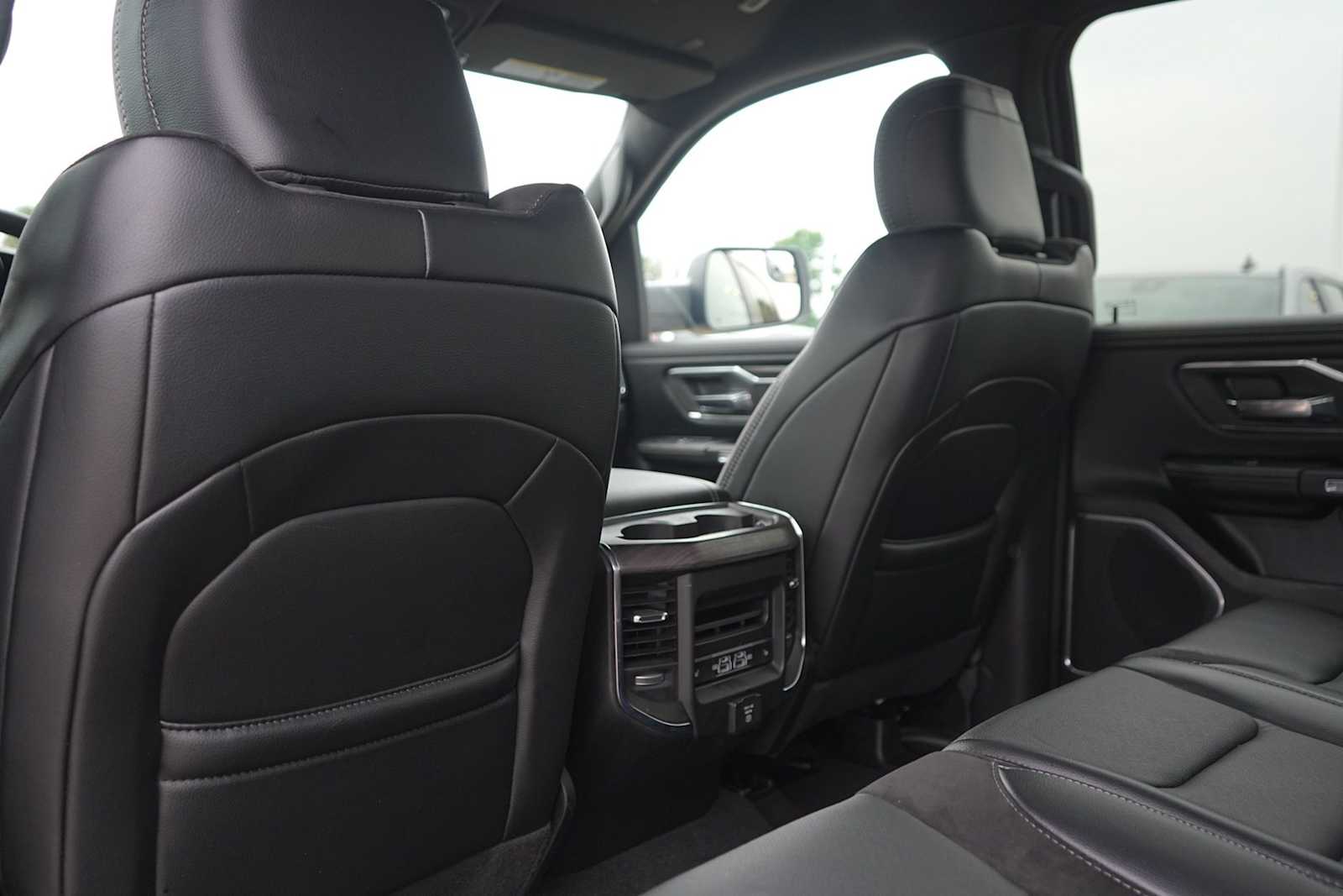 Thumbnail: 2025 RAM 1500 - 13