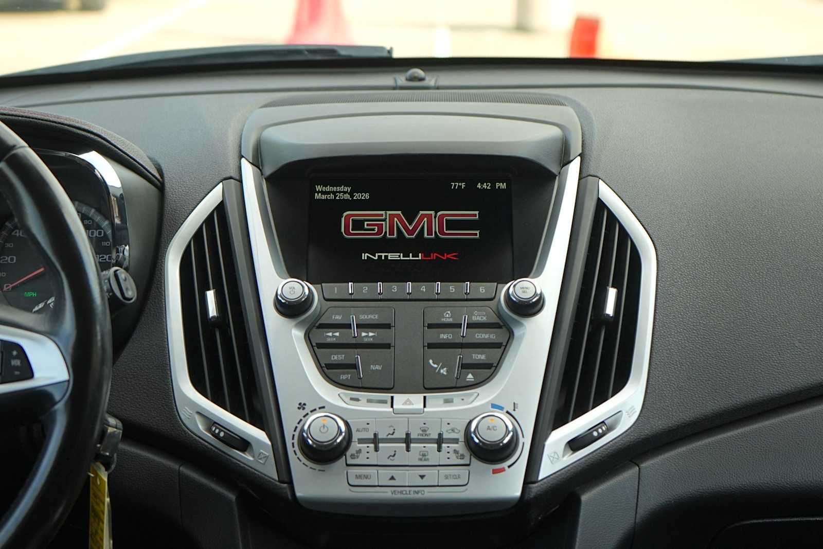 Thumbnail: 2015 GMC Terrain - 19