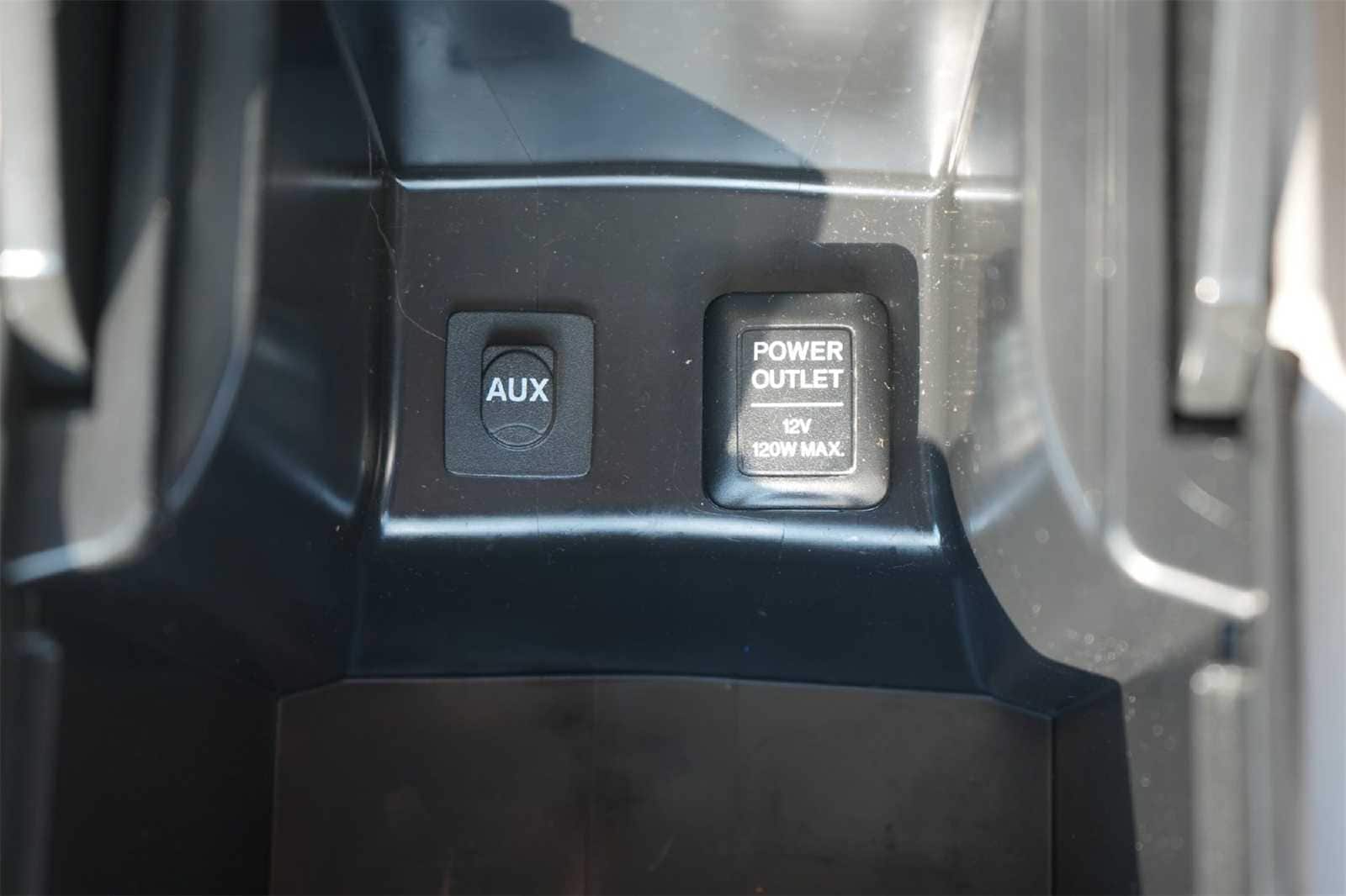 Thumbnail: 2011 Honda Accord - 27