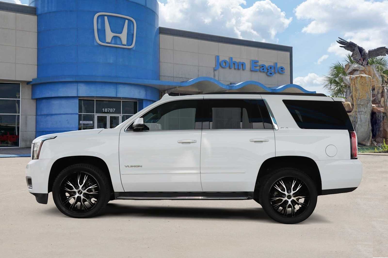 Thumbnail: 2018 GMC Yukon - 3